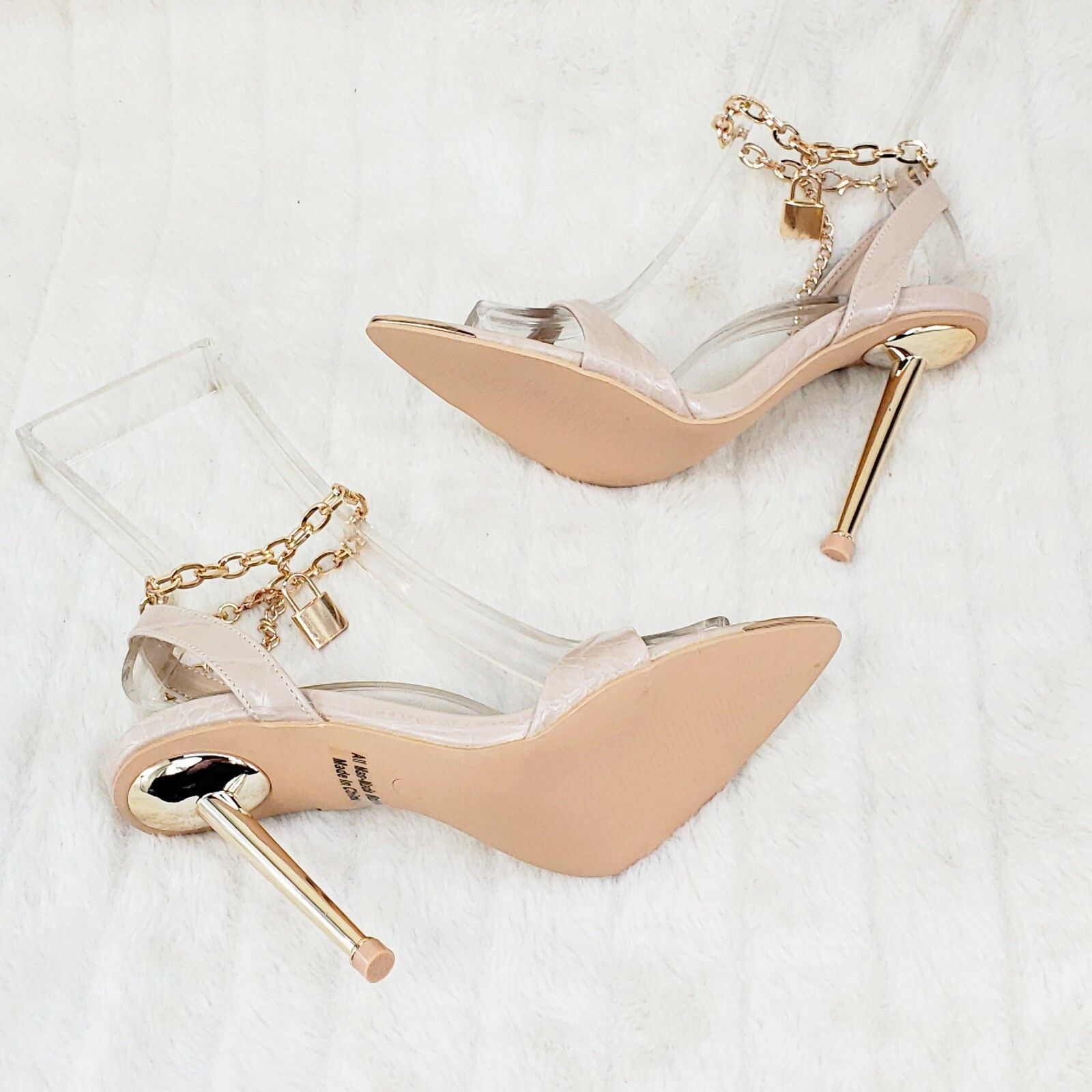 Other Nicely Pad Lock Chain Strap High Heels Metal Toe Tip Shoes N Size US 7.5 / IT 37.5 - 6 Thumbnail