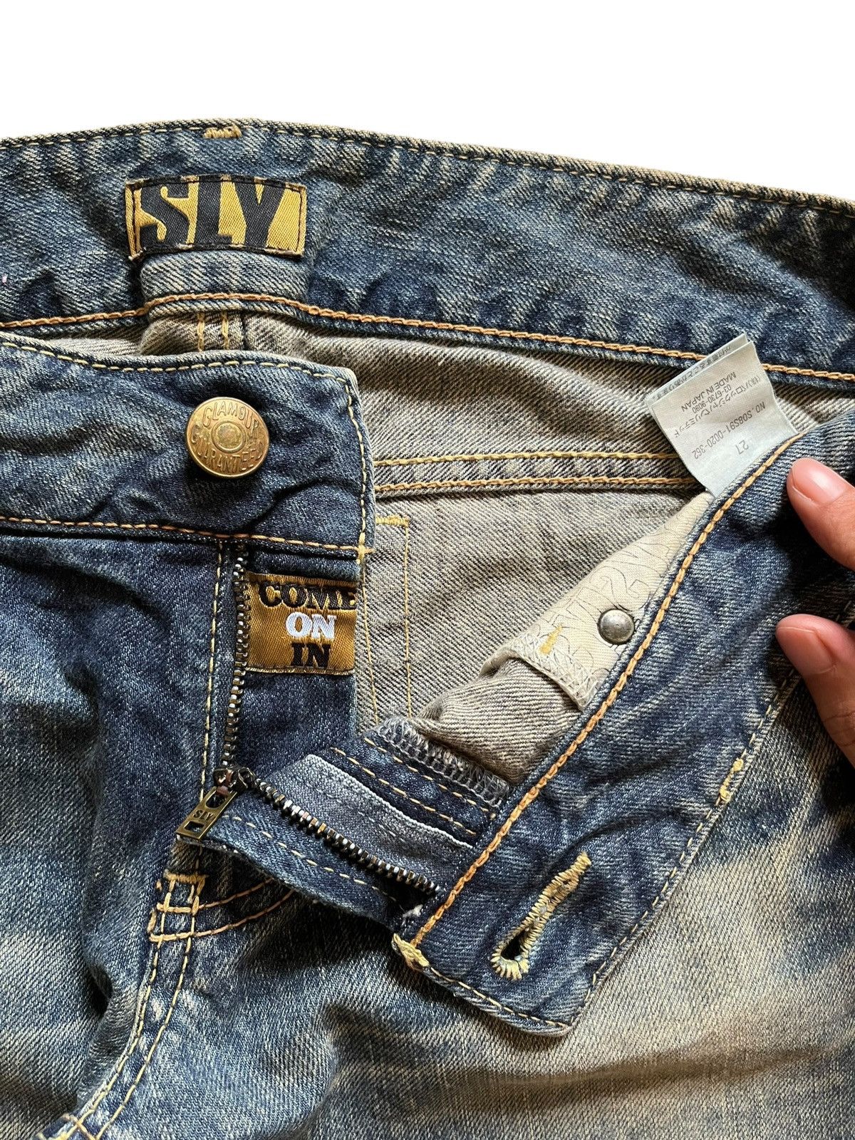 Japanese Brand Vintage Japanese Brand Mud Wash Distressed Flare Jeans Size 32" / US 10 / IT 46 - 9 Thumbnail