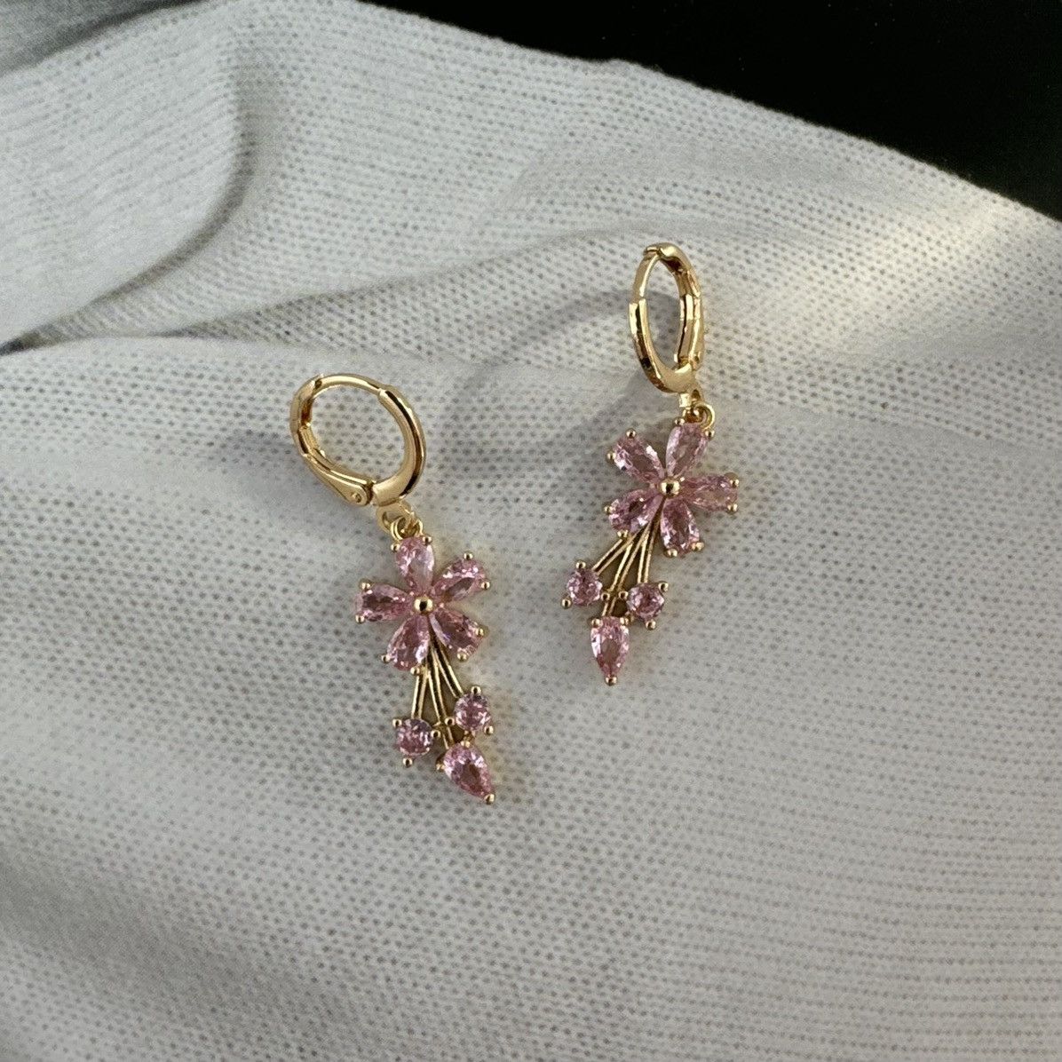 Other Pink Flower Dangle Drop Earrings for Women Size ONE SIZE - 2 Thumbnail