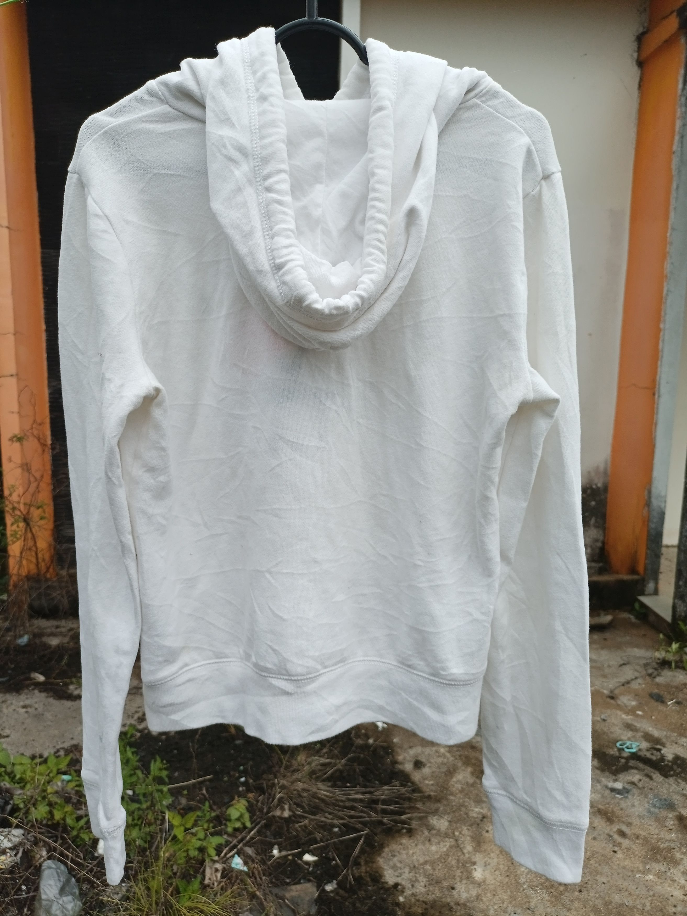 Hollister × Le Grande Bleu (L.G.B.) HOLLISTER CA 🌸 LOS ANGELES WHITE HOODIE Size US M / EU 48-50 / 2 - 17 Thumbnail