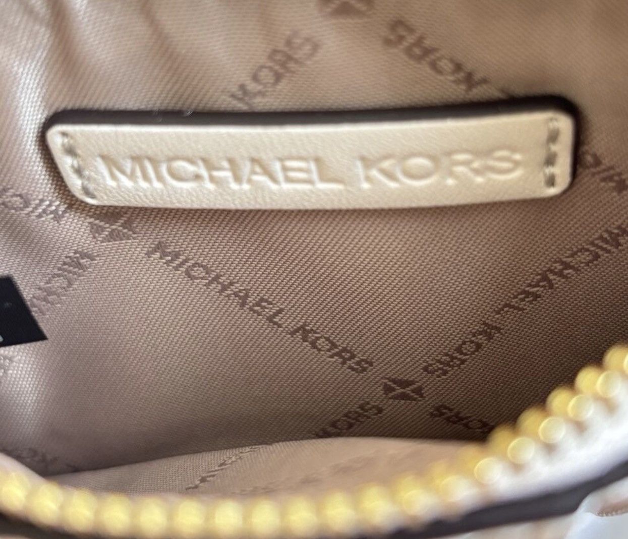 Michael Kors NWT Michael Kors Jet Set Travel Card Holder Wallet Size ONE SIZE - 5 Thumbnail