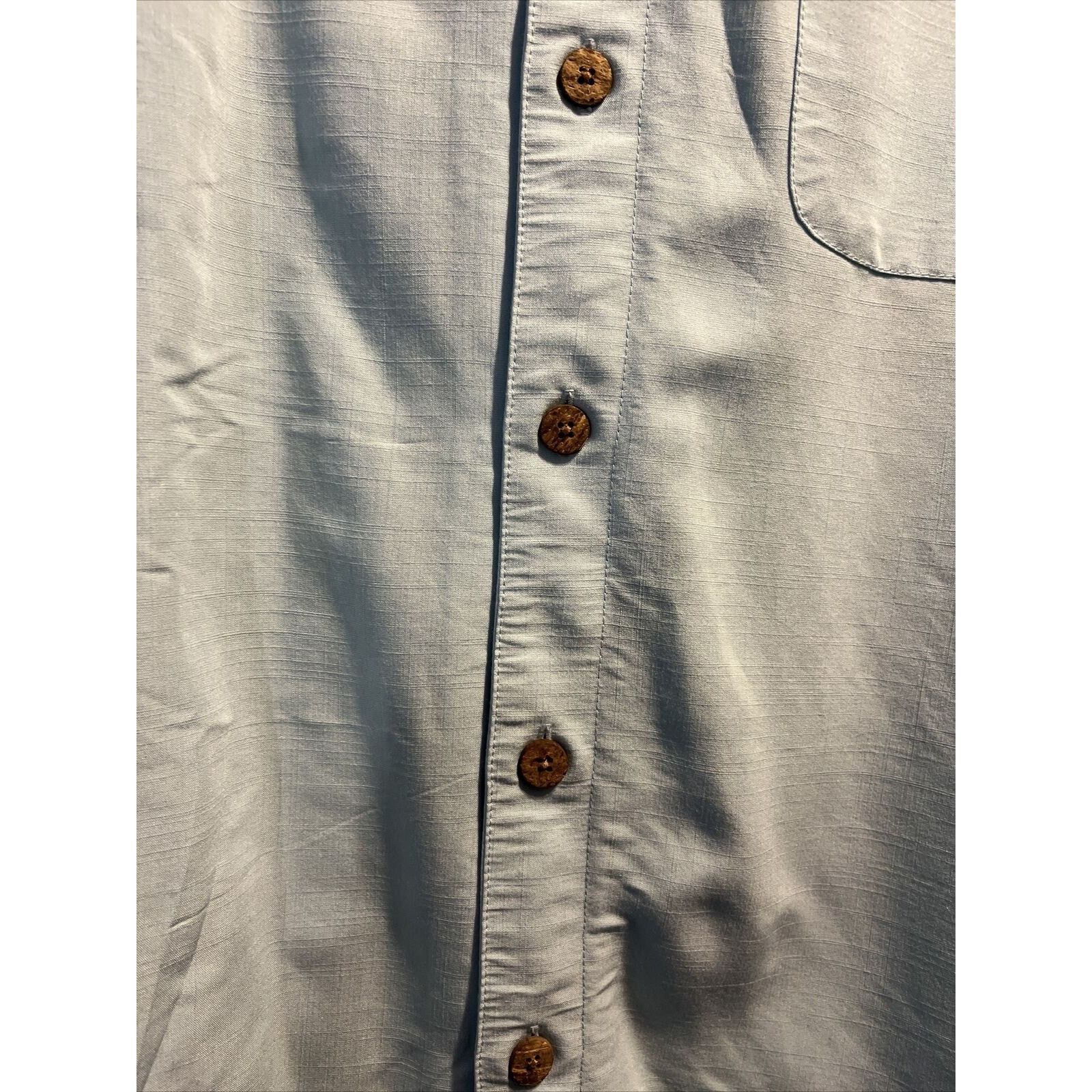Island Shores Island Shores Men’s M Blue Button Rayon Blend Hawaiian Shirt Size US M / EU 48-50 / 2 - 6 Thumbnail