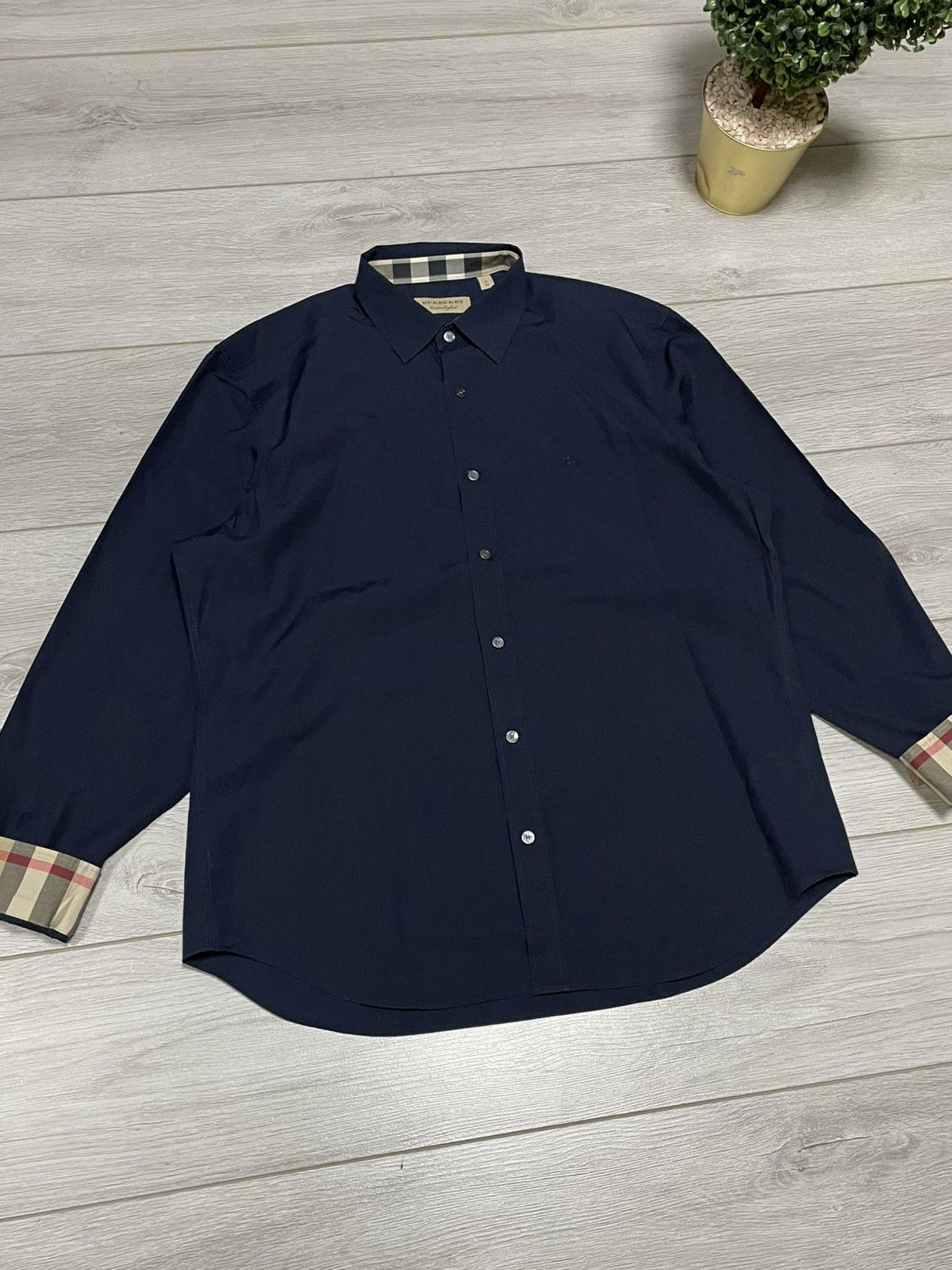 Burberry Burberry London nova check cuffs beige shirt buttons up eb0 Size US XL / EU 56 / 4 - 7 Thumbnail