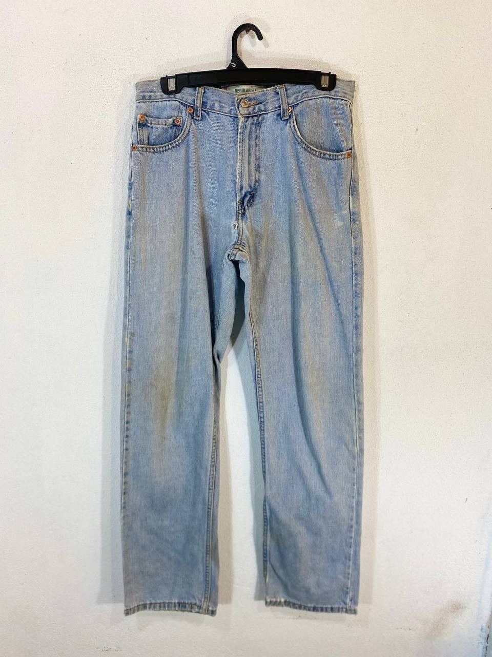 Levi's vintage levis 505 lightwash regular fit distressed denim Size US 32 / EU 48 - 8 Thumbnail