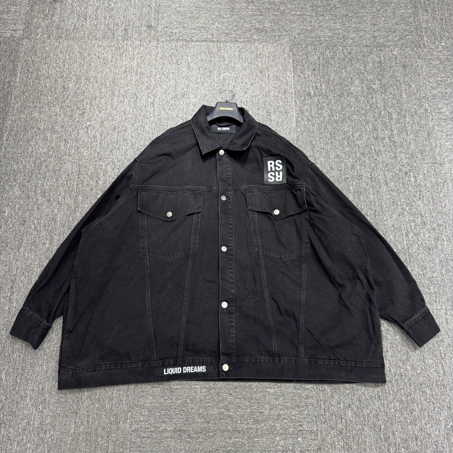 Raf Simons Raf Simons Leather Tag Oversized Denim Jacket S Size US S / EU 44-46 / 1 - 1 Thumbnail