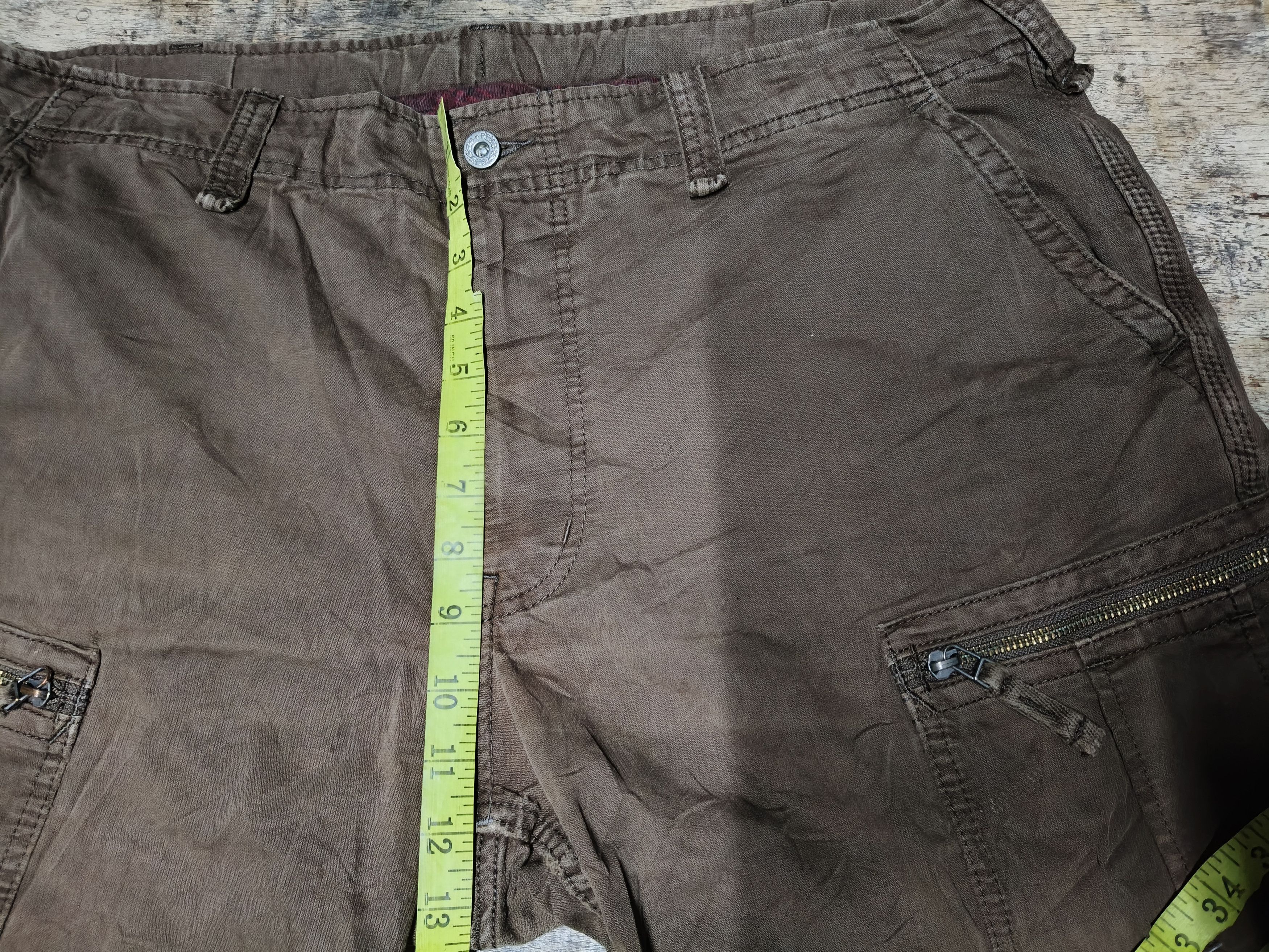 Uniqlo Vintage Uniqlo Quarter Cargo Pants zipper pocket Size US 40 / EU 56 - 11 Thumbnail