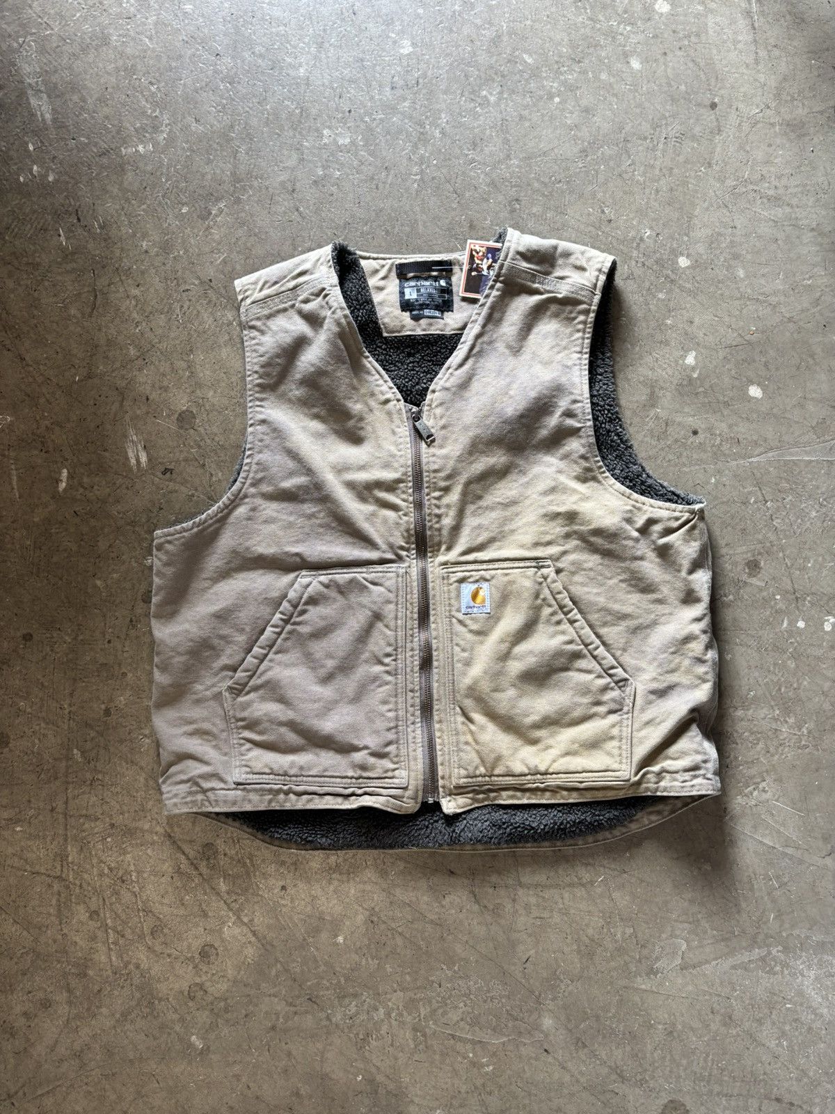 Carhartt Vintage Carhartt Distressed Vest Size US L / EU 52-54 / 3 - 1 Thumbnail