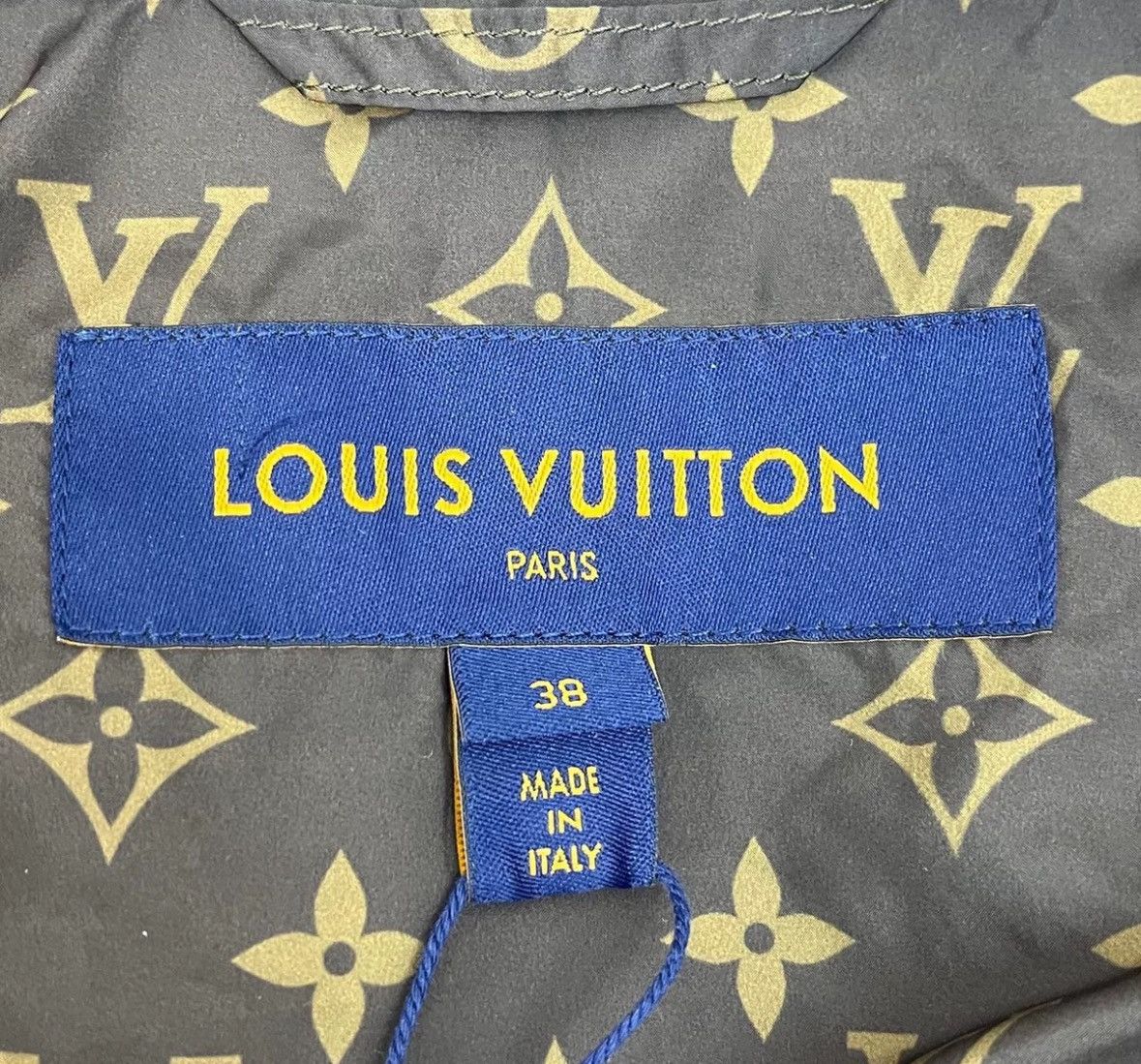 Louis Vuitton Louis Vuitton Brown classic leather logo button down jacket Size US S / EU 44-46 / 1 - 6 Thumbnail