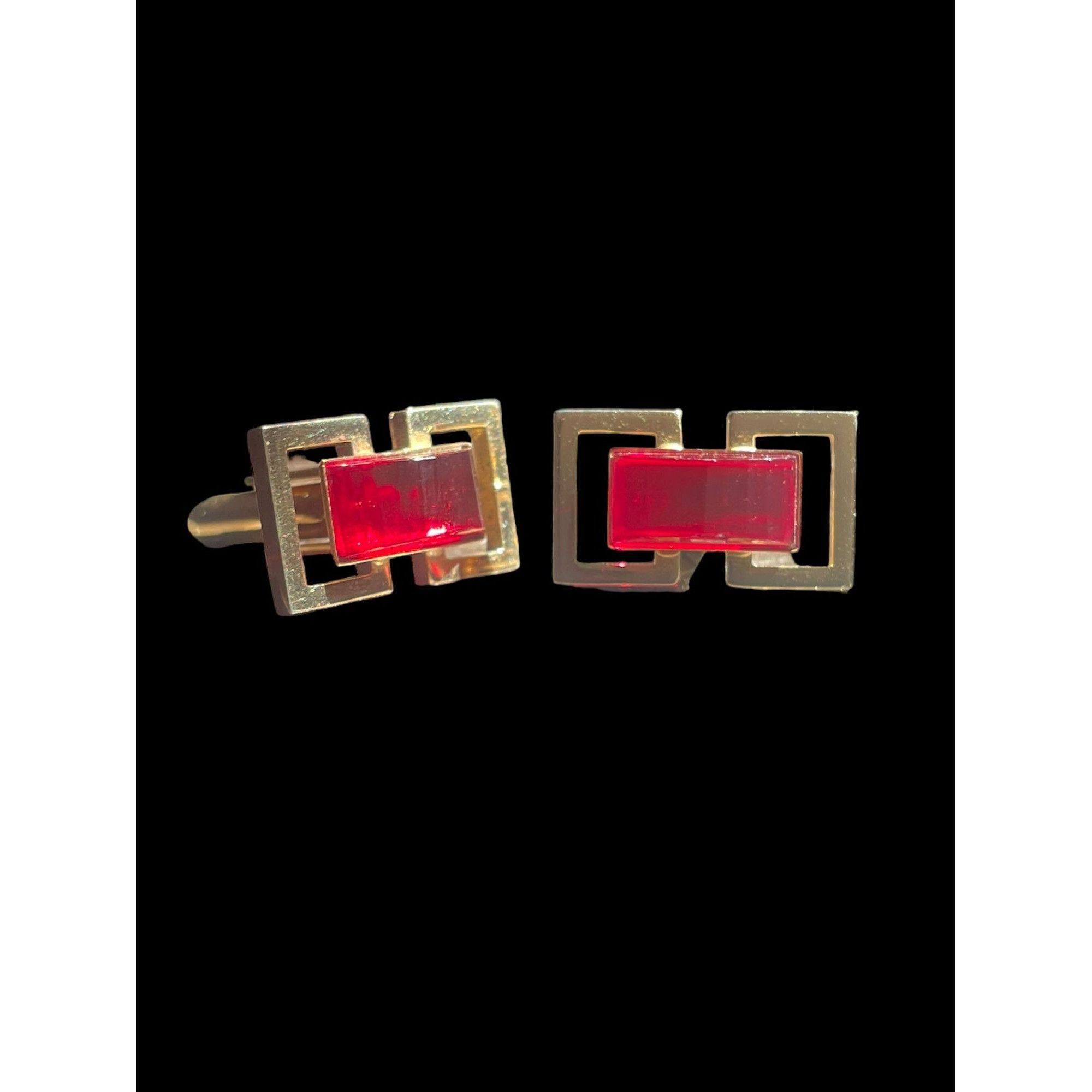 Jewelry × Vintage Vintage Gold Tone Cufflinks with Red Glass or Gemstone Inlay Size ONE SIZE - 4 Thumbnail