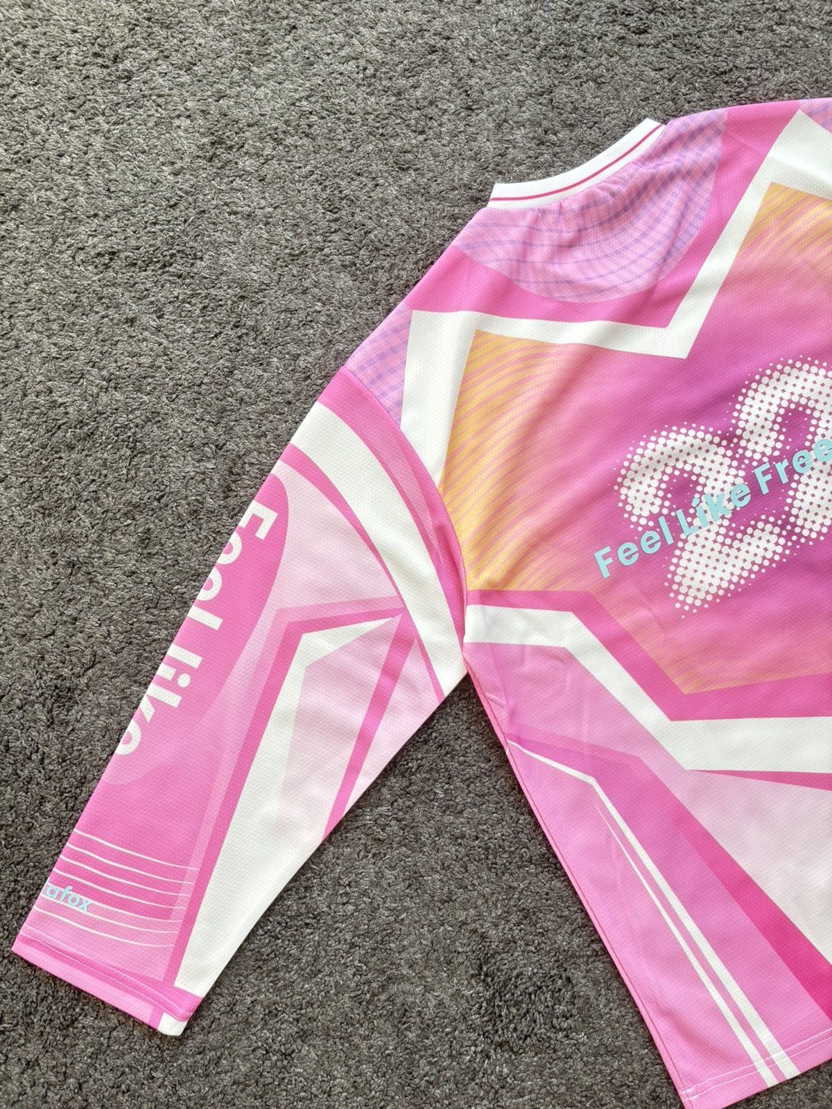 Japanese Brand Lalafox pink 22 streetwear unisex long sleeves jersey tee Size US M / EU 48-50 / 2 - 14 Thumbnail