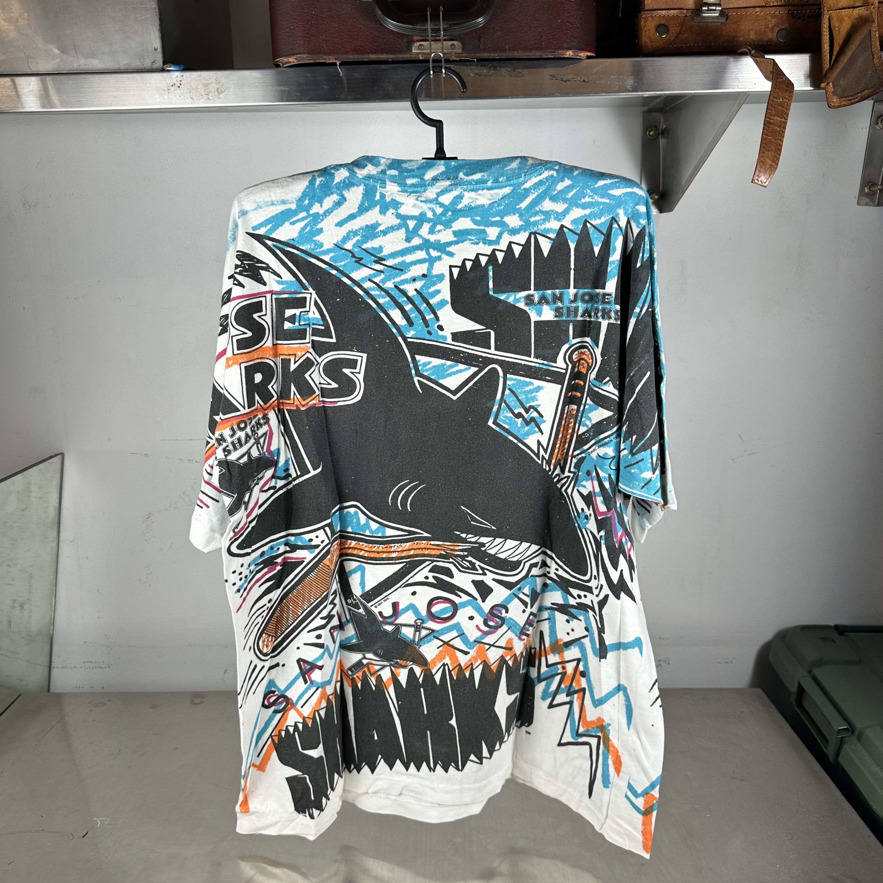 Vintage 1991 San Jose Sharks Hockey NHL AOP Single Stitch T-Shirt Size US L / EU 52-54 / 3 - 3 Thumbnail