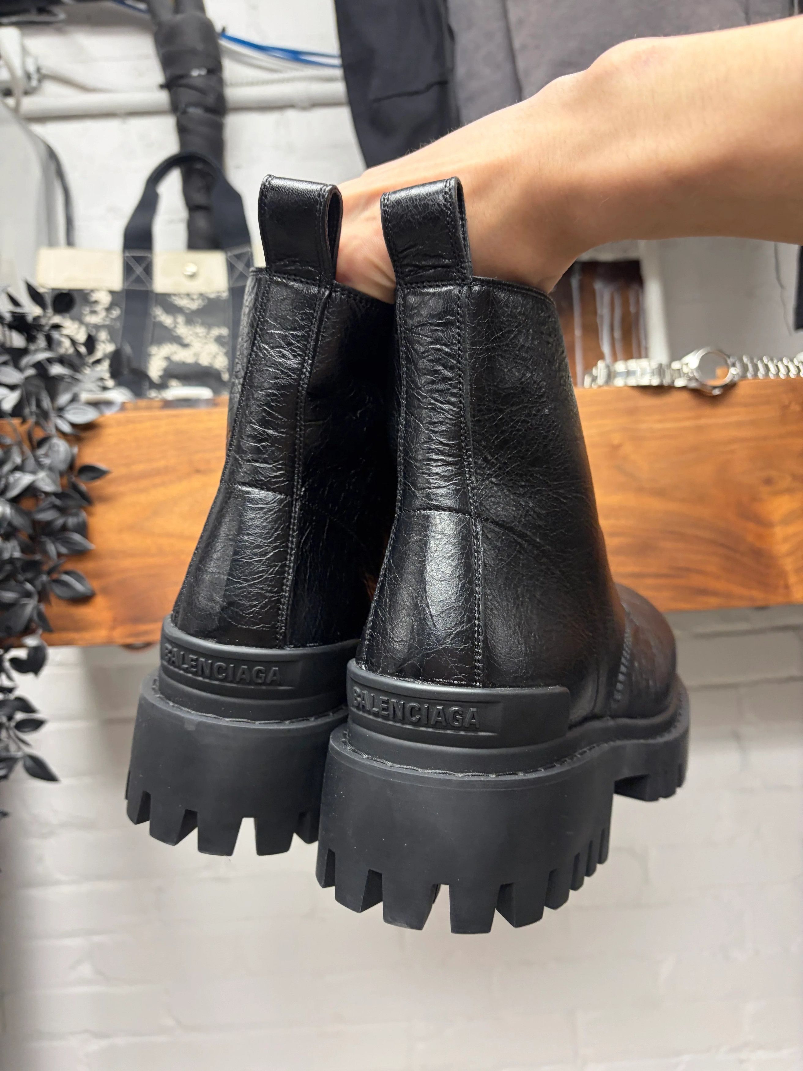 Balenciaga Balenciaga ‘Strike’ Grained Black Leather Combat Boots Size US 12 / EU 45 - 4 Thumbnail