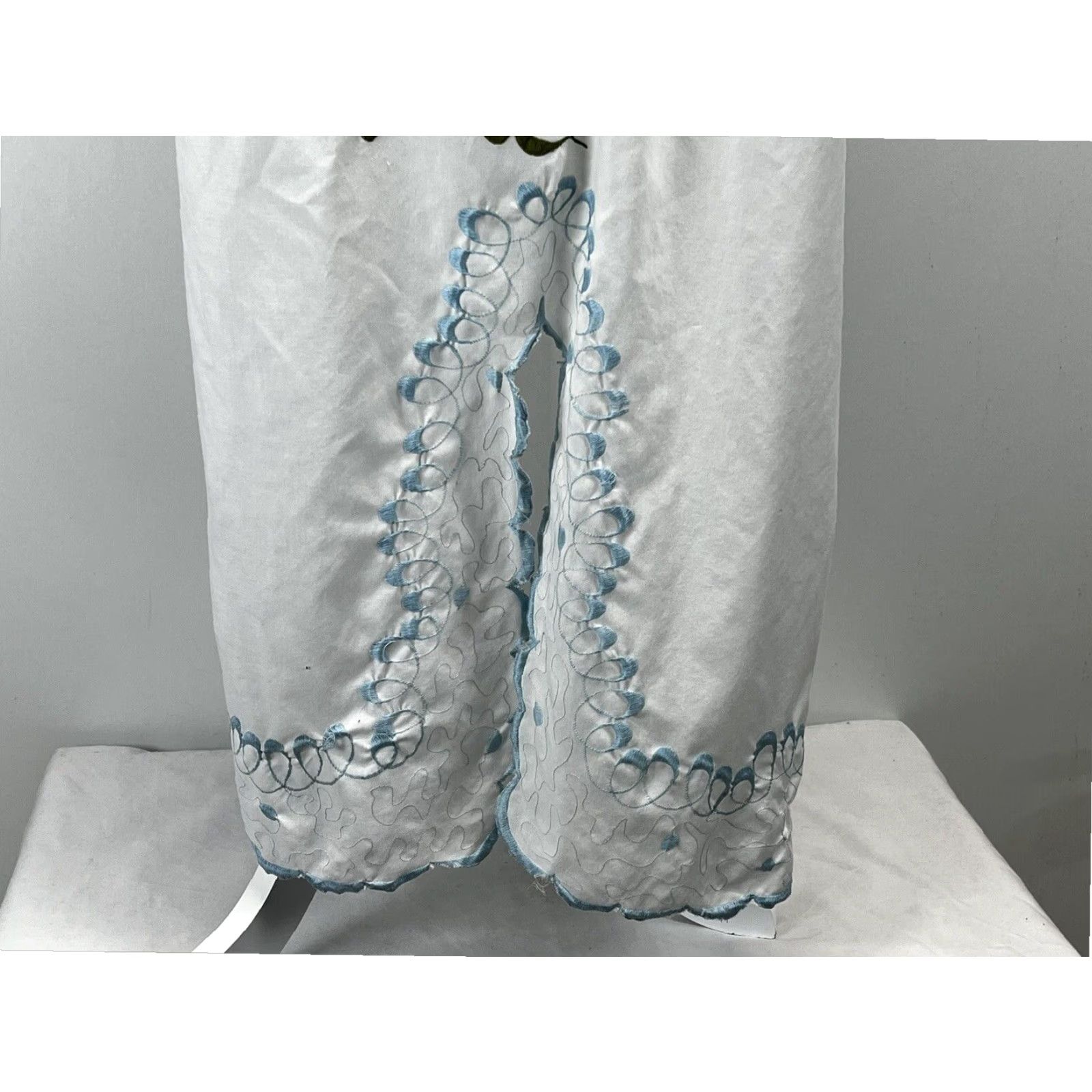 Vintage Mexican Style Floral Embroidered Maxi Dress White Large Womens Long Sleeve Size L / US 10 / IT 46 - 6 Thumbnail