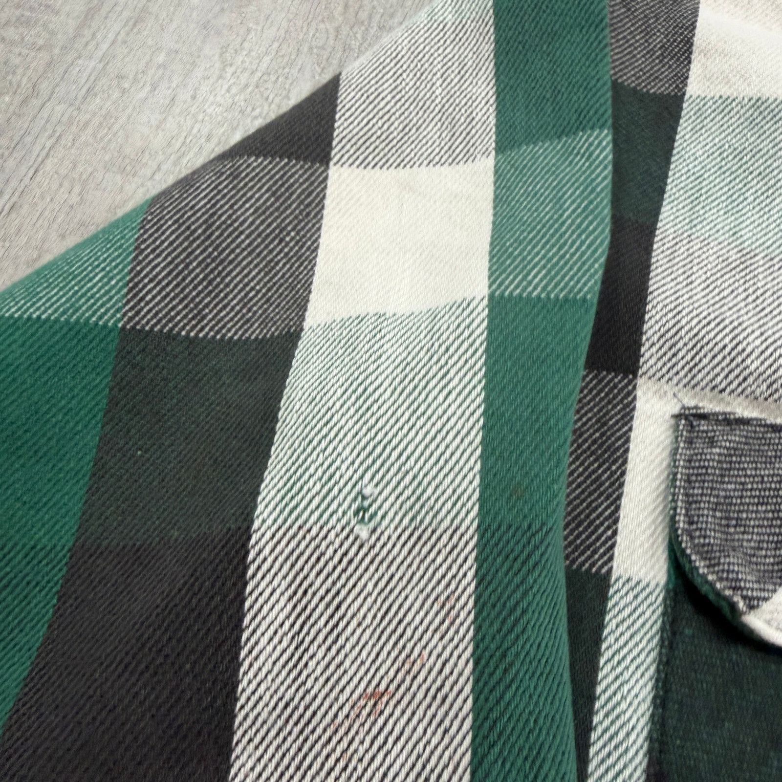 American Eagle Outfitters Vintage American Eagle Flannel Shirt Men's Small Green Size US S / EU 44-46 / 1 - 6 Thumbnail
