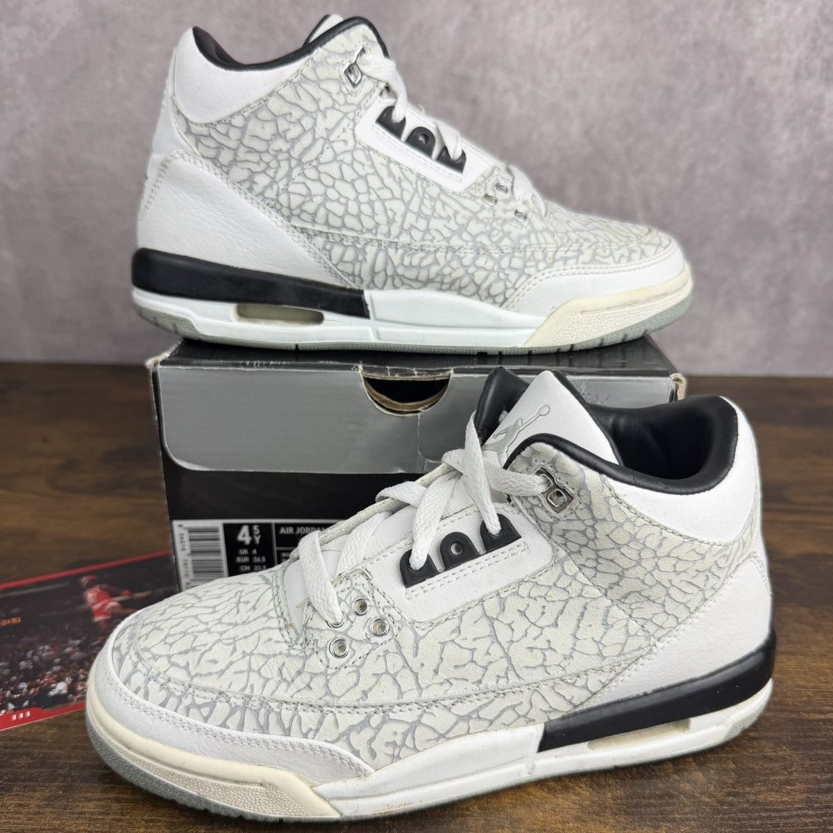 Jordan Brand Air Jordan 3 Retro Flip White 2007 Size 4.5 GS 6W 315768-101 Size US 6 / IT 36 - 2 Thumbnail