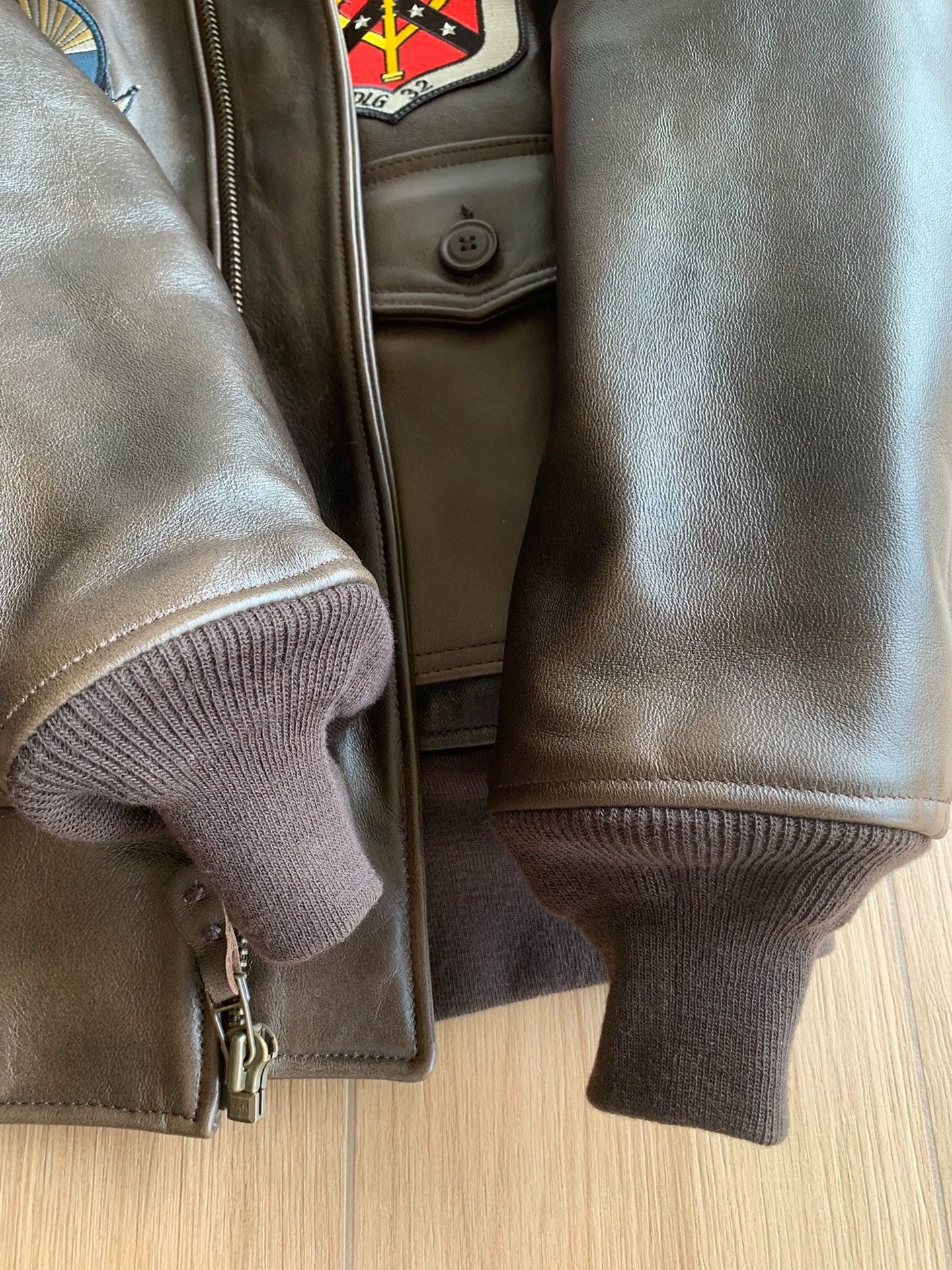 Cockpit USA Cockpit USA G1 Flying Tigers Thick Shearling Jacket XL (New) Size US XL / EU 56 / 4 - 7 Thumbnail