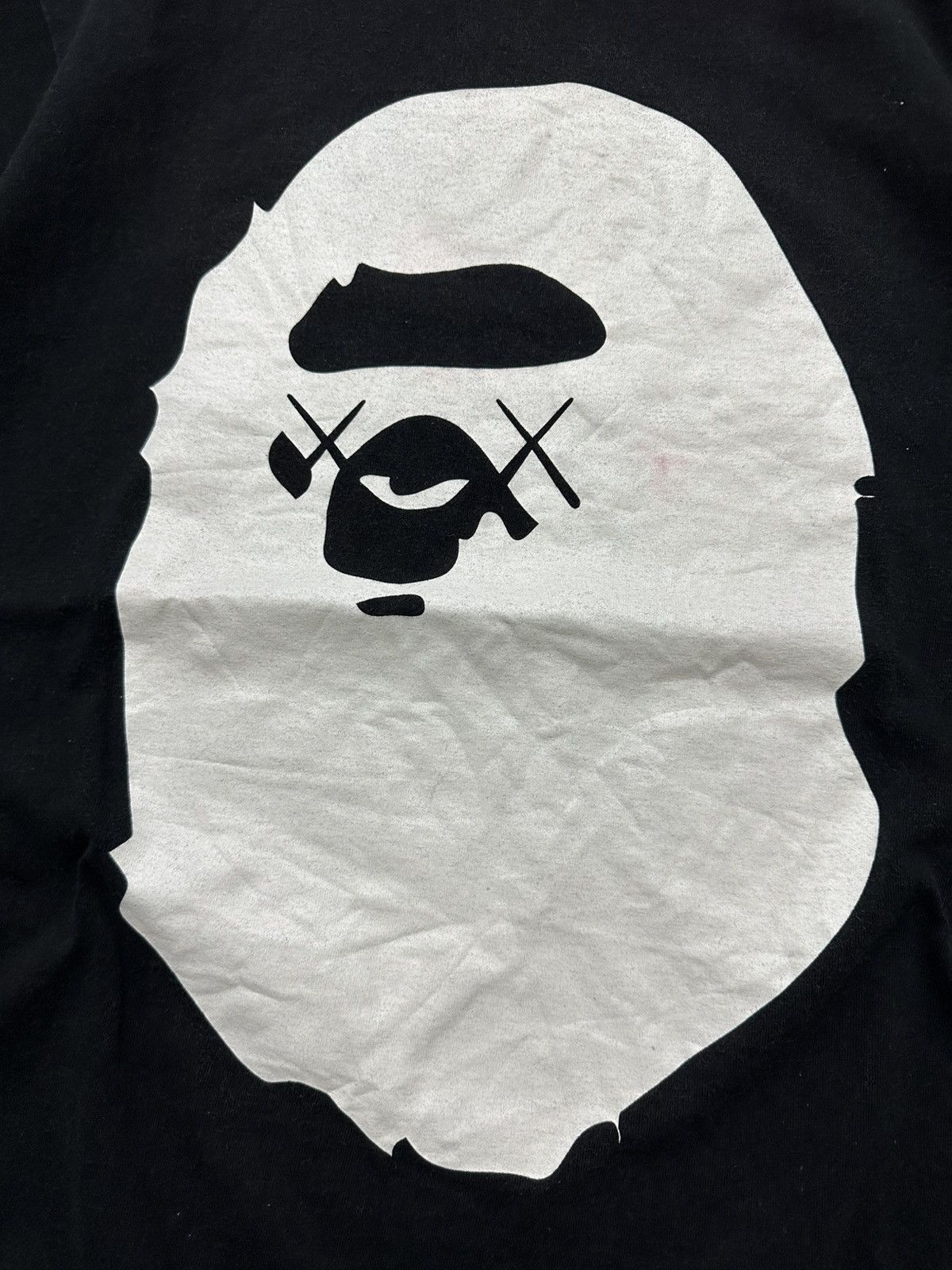 Bape × Kaws Bape Kaws Baby Milo Tee Size XL Size US M / EU 48-50 / 2 - 2 Thumbnail
