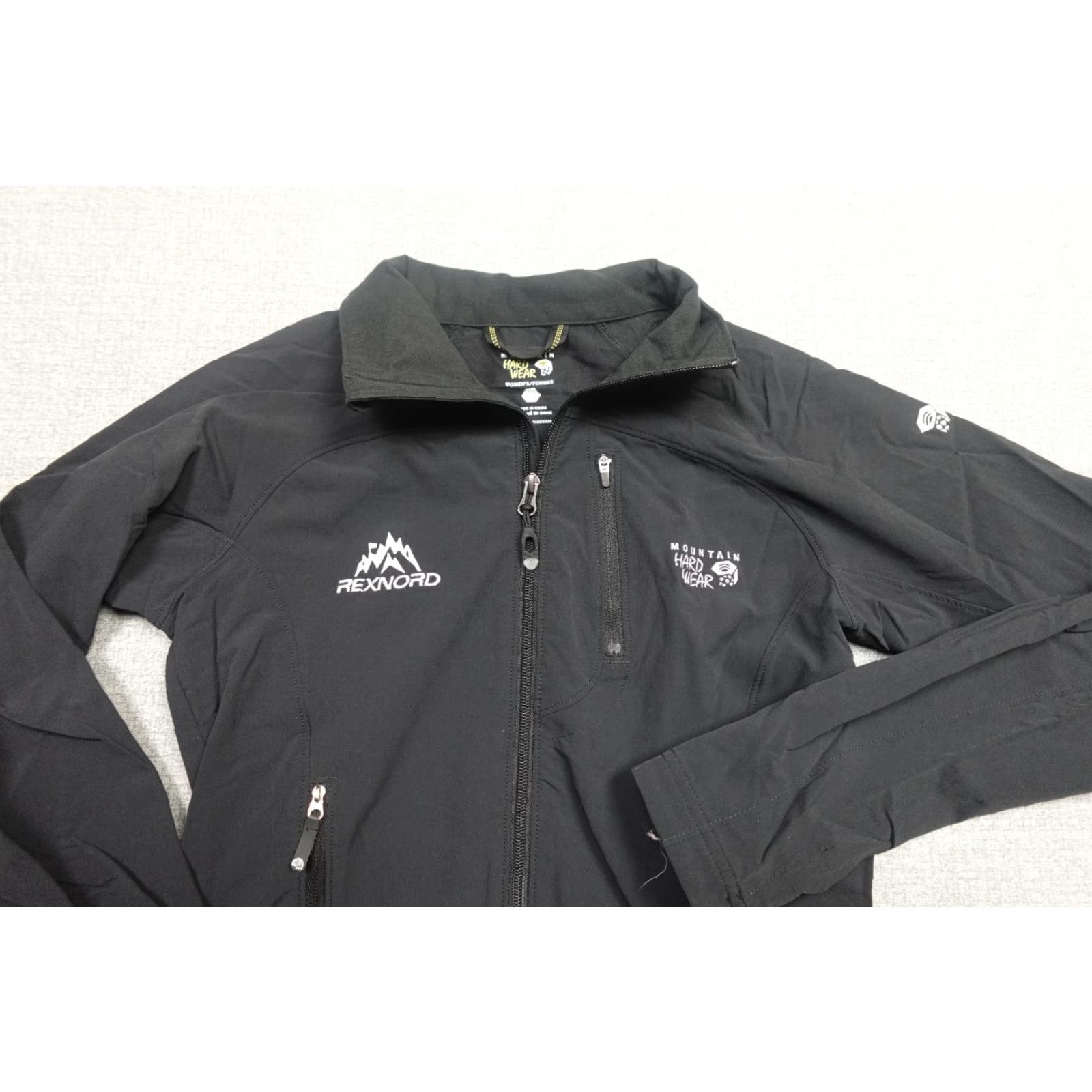 Mountain Hardwear Mountain Hardwear Jacket Womens Small Black Lightweight Windbreaker Regular Sweatshirt? Size S / US 4 / IT 40 - 3 Thumbnail