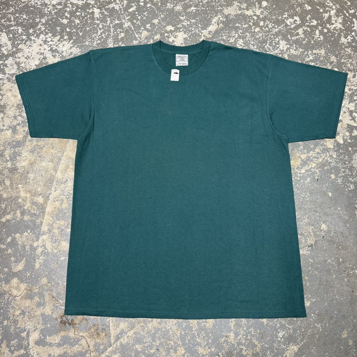 Nike Vintage Nike Forest Green Blank No Swoosh 90s Tshirt USA Size US XL / EU 56 / 4 - 1 Thumbnail