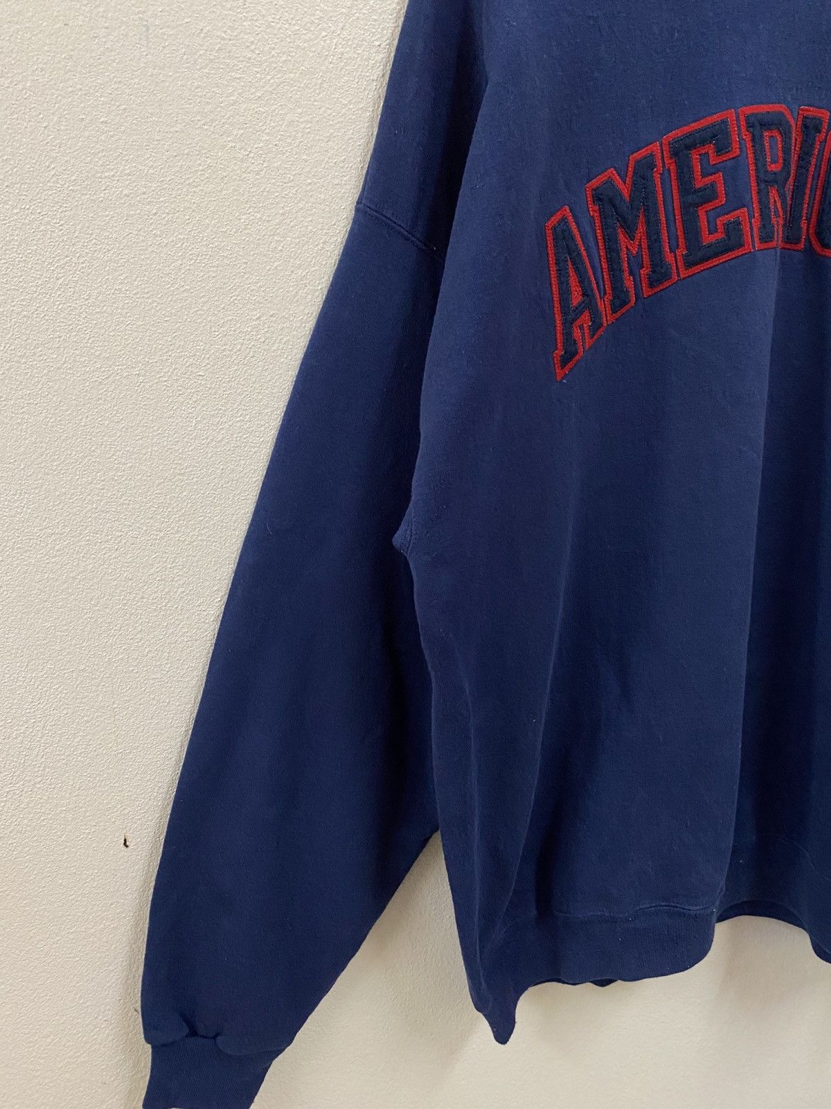 Champion Vtg Champion American Embroidery Logo Size US XL / EU 56 / 4 - 5 Thumbnail