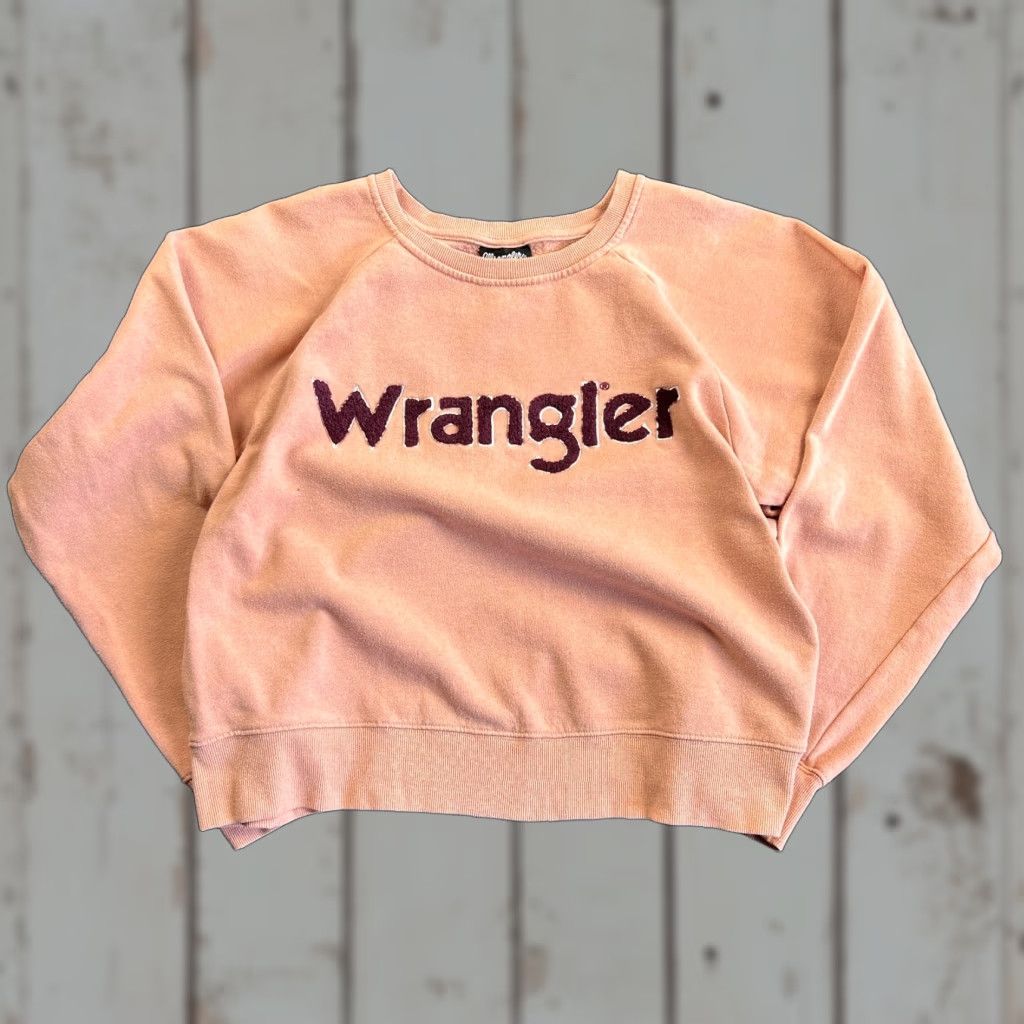 Wrangler VINTAGE Wrangler Retro Sweatshirt Womens XX L Pink Logo Crew Neck Pullover Fuzzy High Pile Casual Activewear Winter Fall 2XL Size XXL / US 16-18 / IT 52-54 - 1 Thumbnail