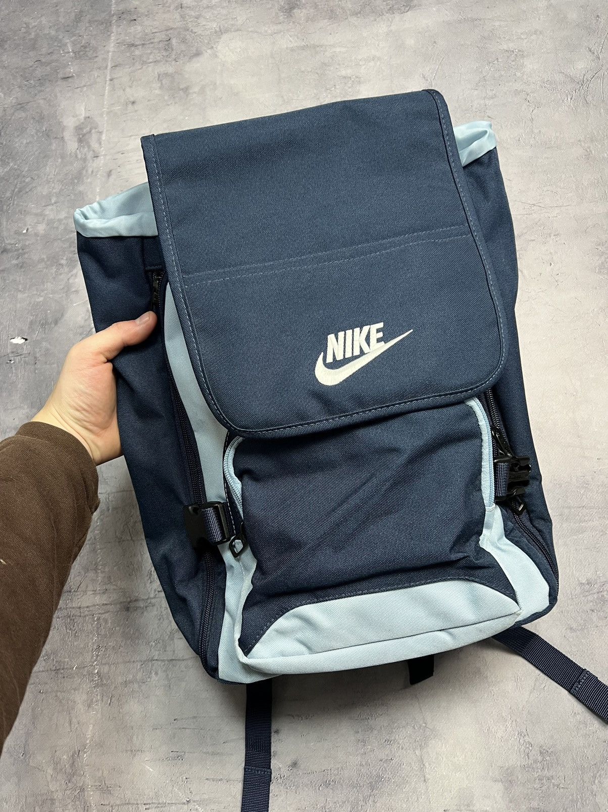 Nike × Vintage Vintage Nike Bag Streetwear Y2k Size ONE SIZE - 1 Thumbnail