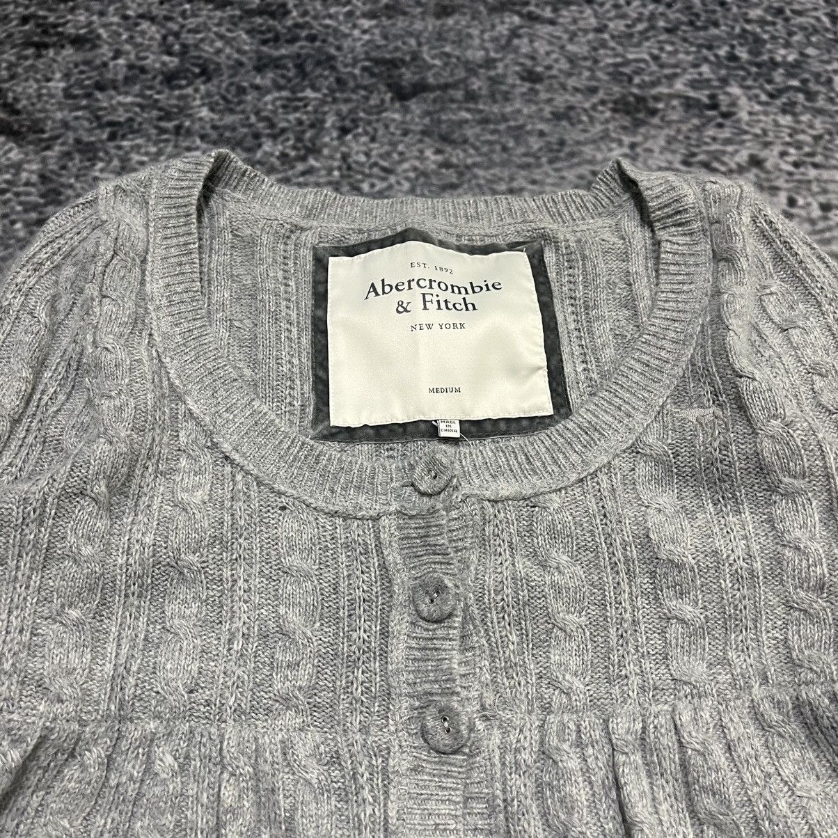 Abercrombie & Fitch Vintage Y2K Abercrombie & Fitch Babydoll Cable Knit Cardigan Size M / US 6-8 / IT 42-44 - 4 Thumbnail