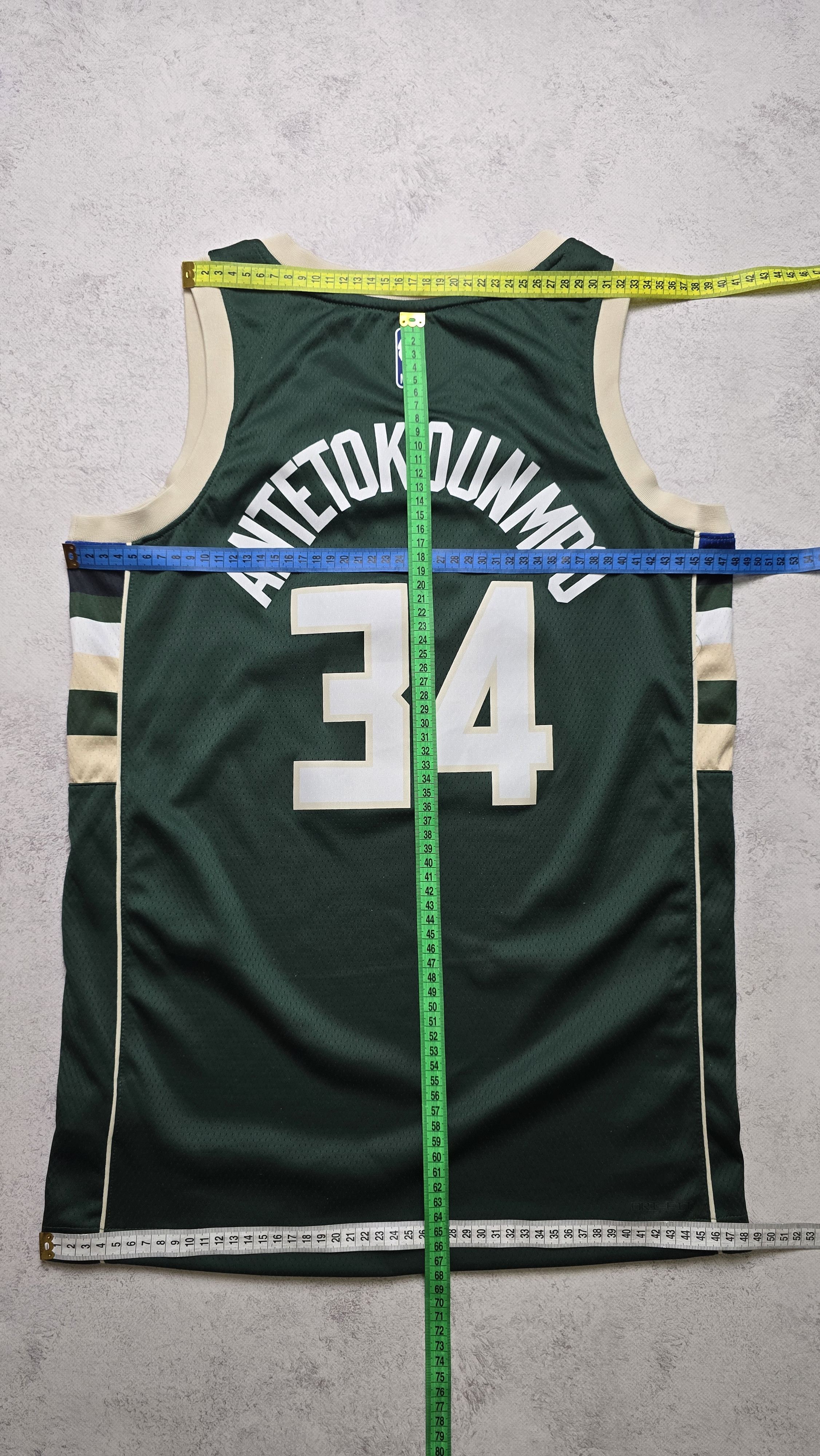 Nike Bucks Giannis Antetokounmpo Icon Edition Swingman Jersey Size US S / EU 44-46 / 1 - 3 Thumbnail