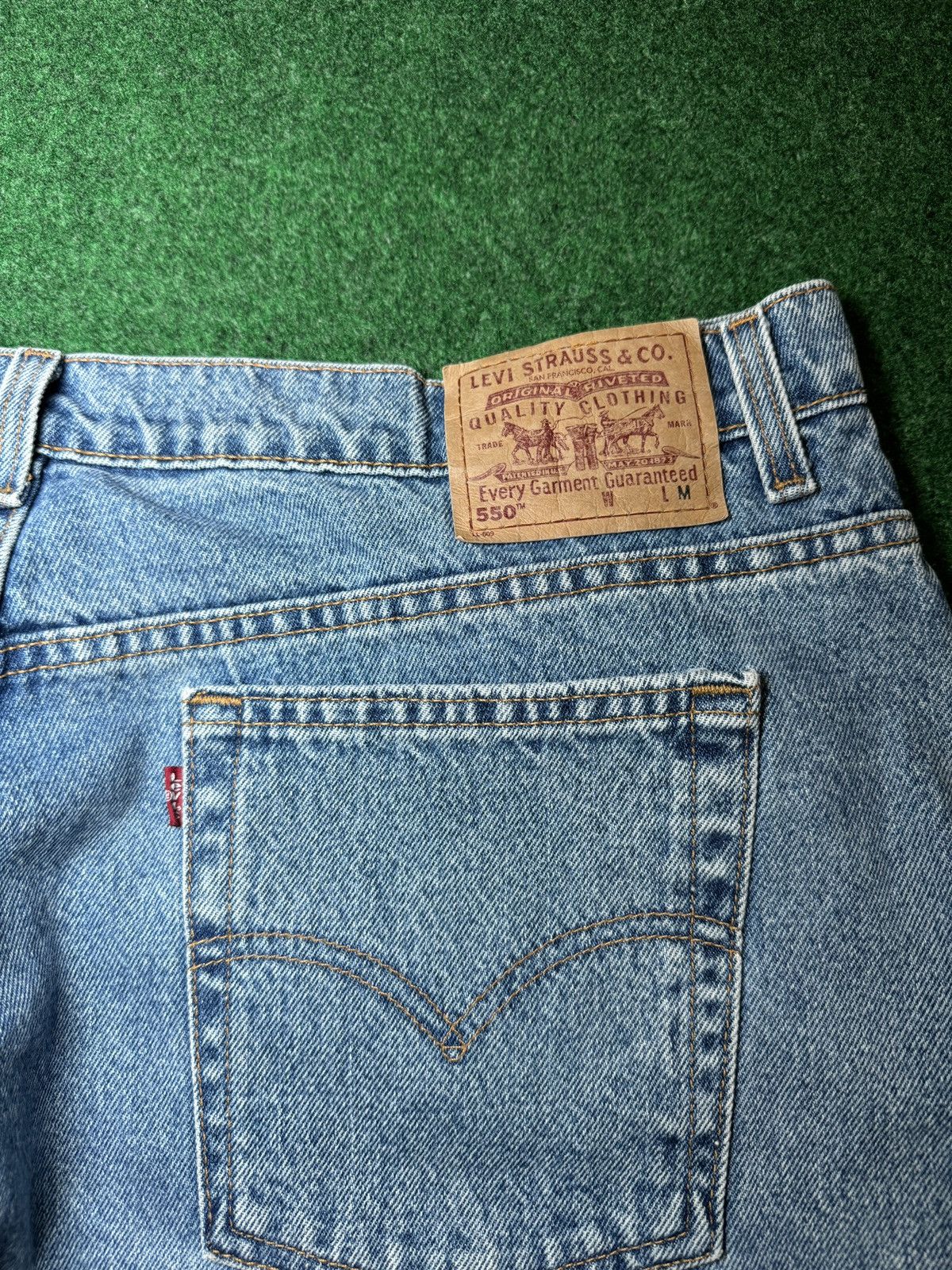 Levi's × Levi's Vintage Clothing × Vintage Vintage 90s Levi’s 550 Relaxed Taper 42x34 Light Wash Jeans Size 42" / US 20 - 2 Thumbnail