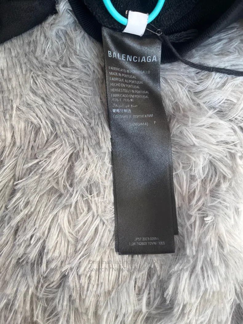 Balenciaga Balenciaga Letter Printed Distressed Hooded Sweatshirt Size US S / EU 44-46 / 1 - 4 Thumbnail