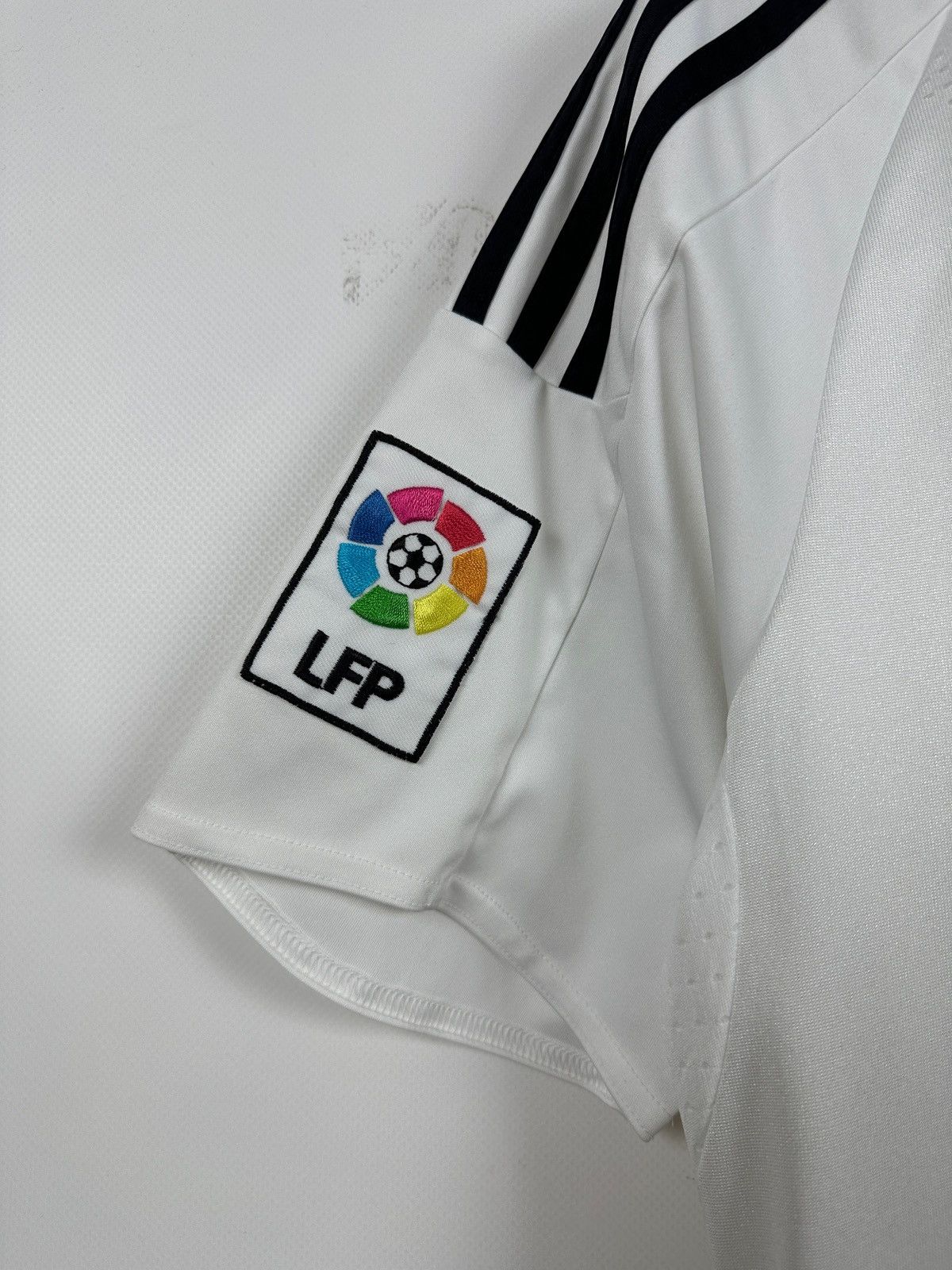 Adidas 2008/09 Adidas FC Real Madrid Vintage Home Soccer Jersey Kit Size US M / EU 48-50 / 2 - 7 Thumbnail