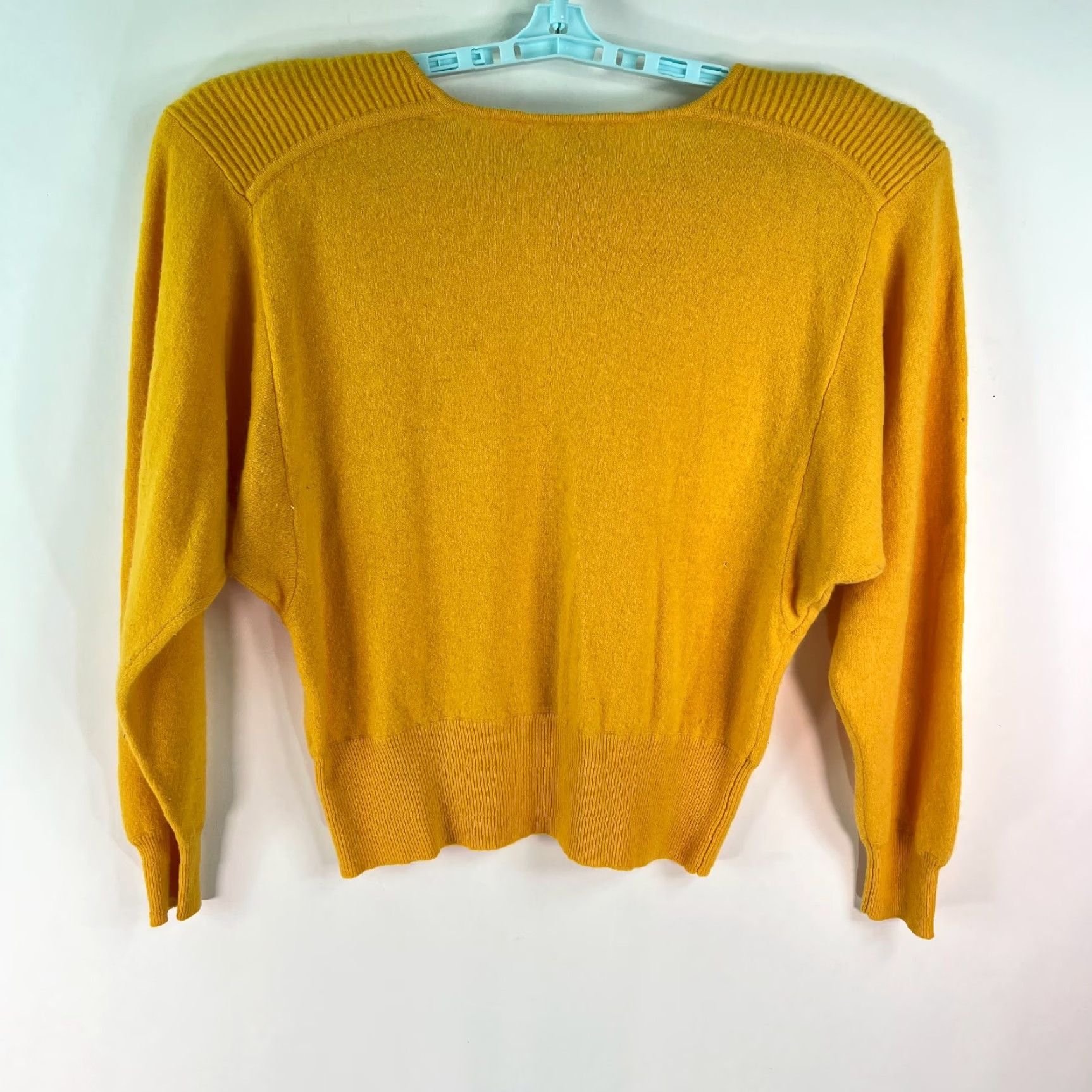 Anne Klein Anne Klein Knitwear Sweater Womens Ribbed Long Sleeve Pullover Yellow Size L - 40" Chest, 23" Length, Regular Fit Size L / US 10 / IT 46 - 2 Thumbnail