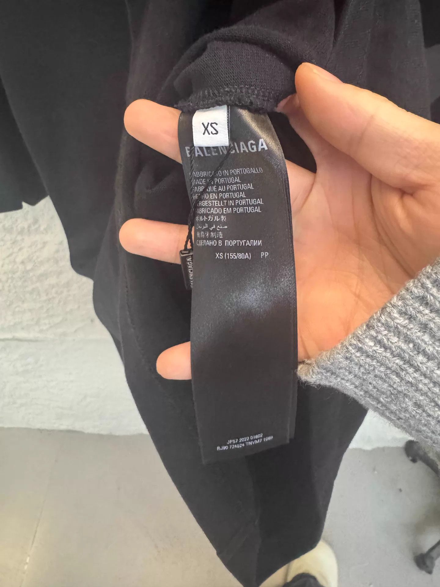 Balenciaga Balenciaga Garde-Robe Black Crewneck Short-Sleeve T-Shirt Size XS / US 0-2 / IT 36-38 - 3 Thumbnail
