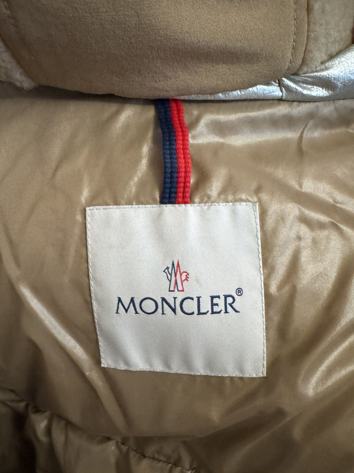 Moncler moncler beige jacket Size S / US 4 / IT 40 - 3 Thumbnail