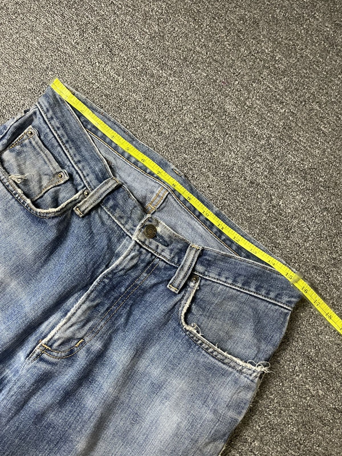 Edwin × Vintage EDWIN 403 Straight Cut Ripped Jeans (106) Size US 32 / EU 48 - 4 Thumbnail