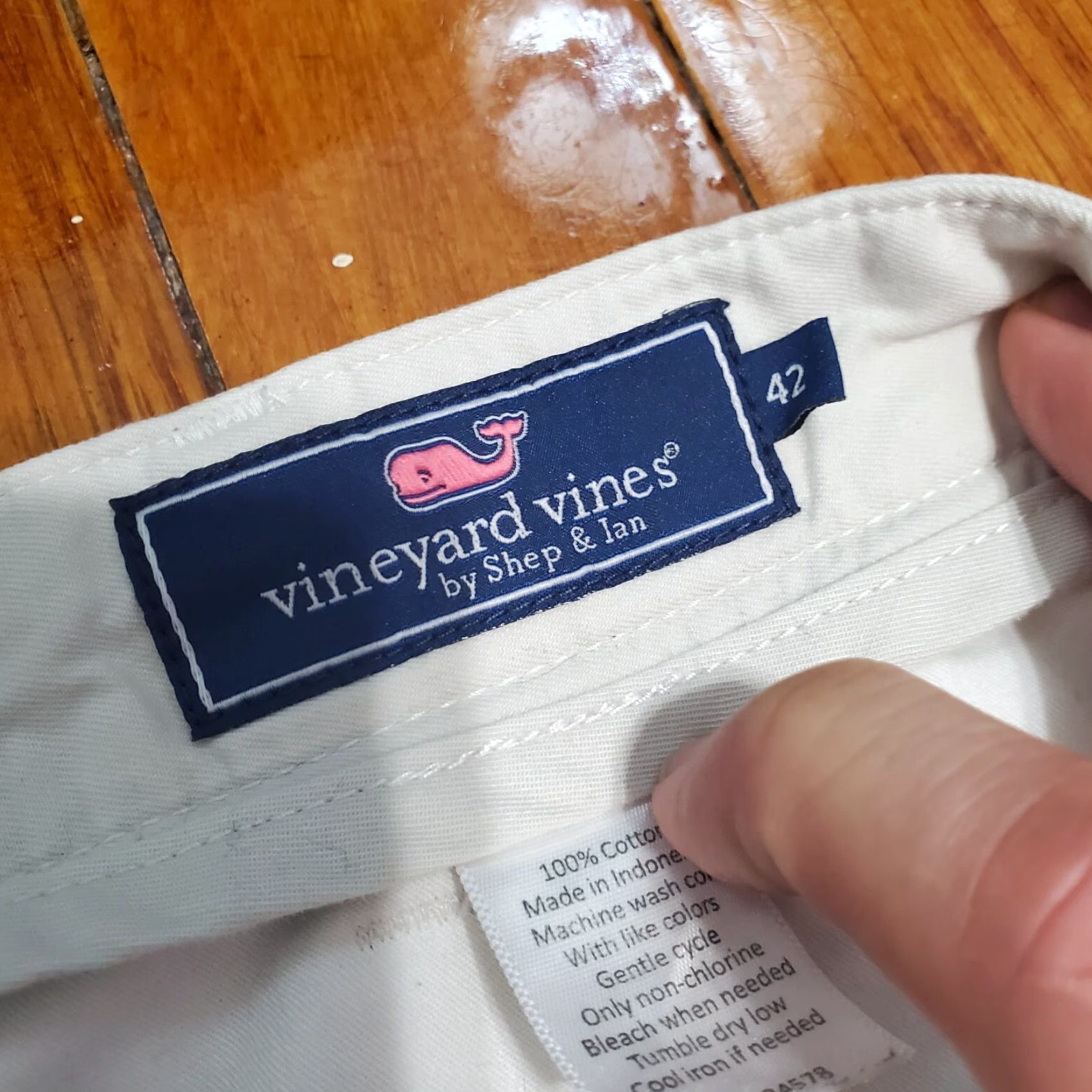 Vineyard Vines Vineyard Vines Mens Club Shorts 42 Beige Chino Cotton Regular Zip Button Logo Slas 9in Inseam Peter Style Preppy Mens Size US 42 / EU 58 - 6 Thumbnail
