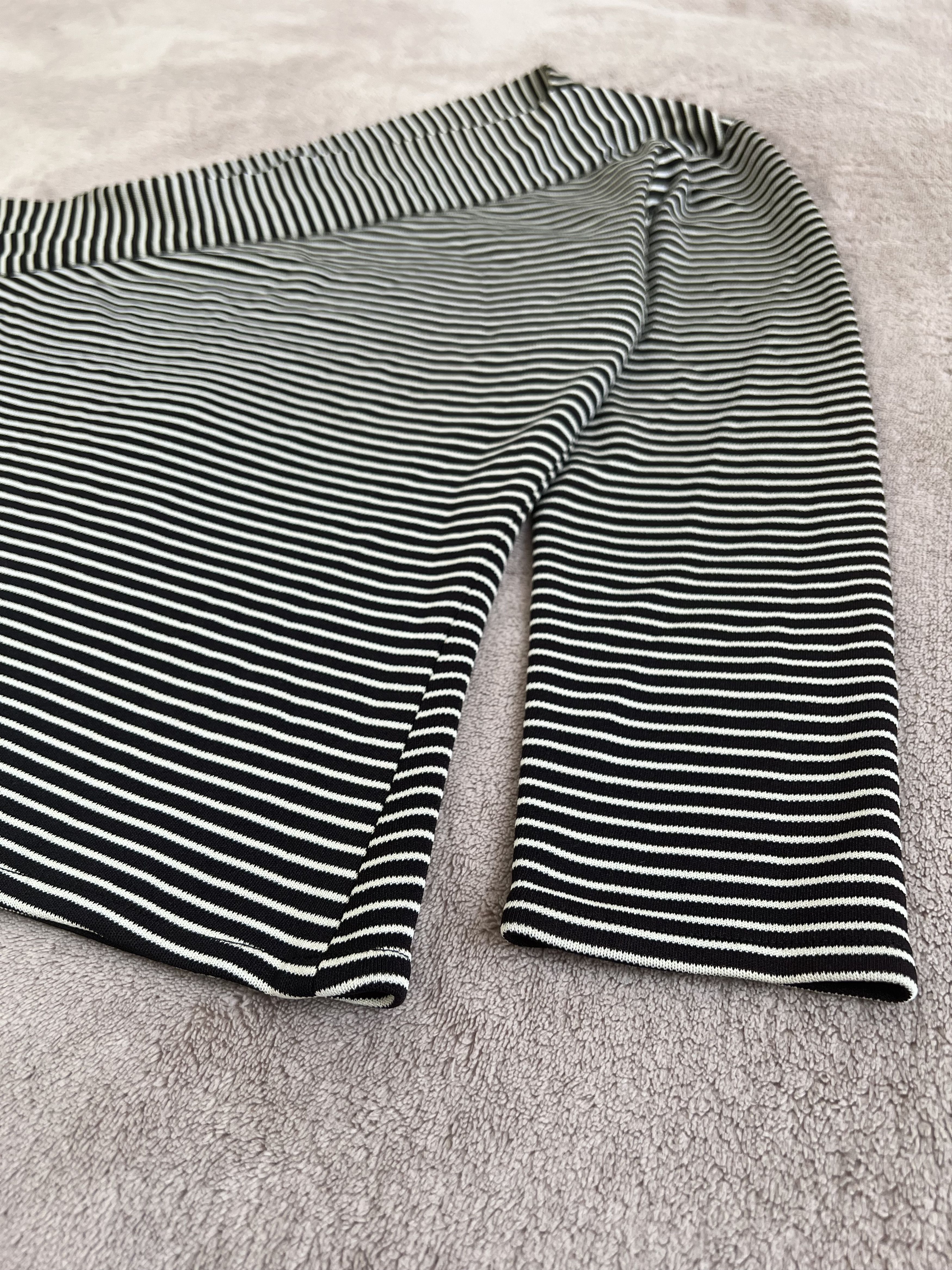 Saint Laurent Paris × Vintage × Yves Saint Laurent Saint Laurent 80s Striped Knit One Shoulder Top Jumper Size M / US 6-8 / IT 42-44 - 4 Thumbnail