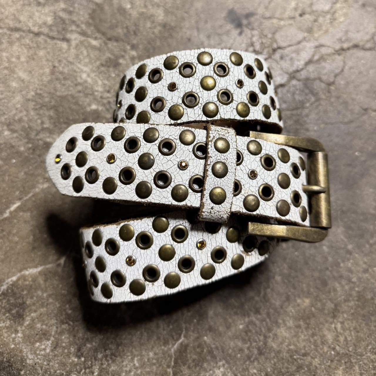 Other 90s Grunge White Leather Belt With Studs Size 30 - 2 Thumbnail