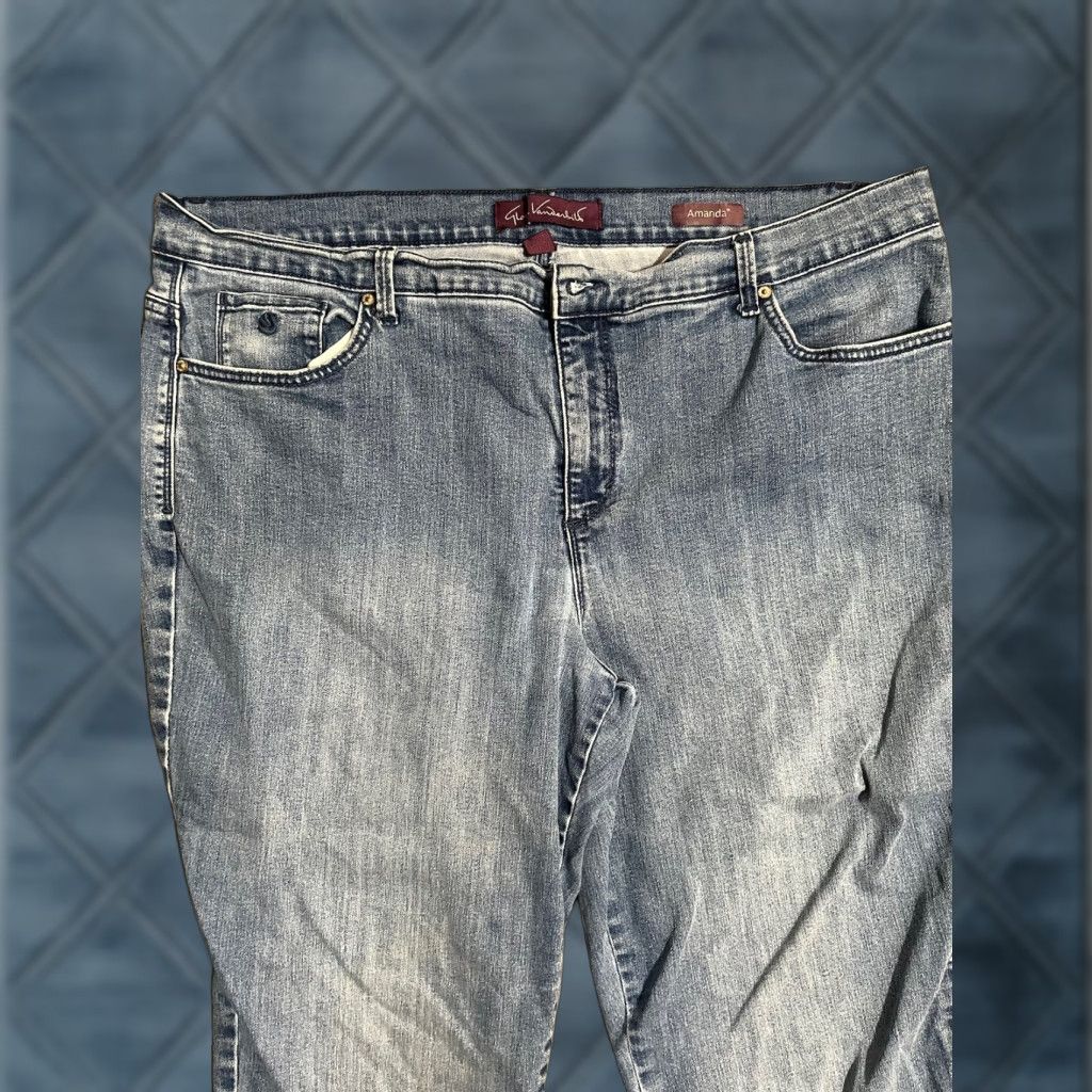 Gloria Vanderbilt Gloria Vanderbilt Amanda Jeans Womens Straight Denim 20W Plus Size Blue 31 In Inseam Regular Rise Mid Vintage No 98% Cotton 2% Spandex Size 27" / US 4 / IT 40 - 1 Thumbnail