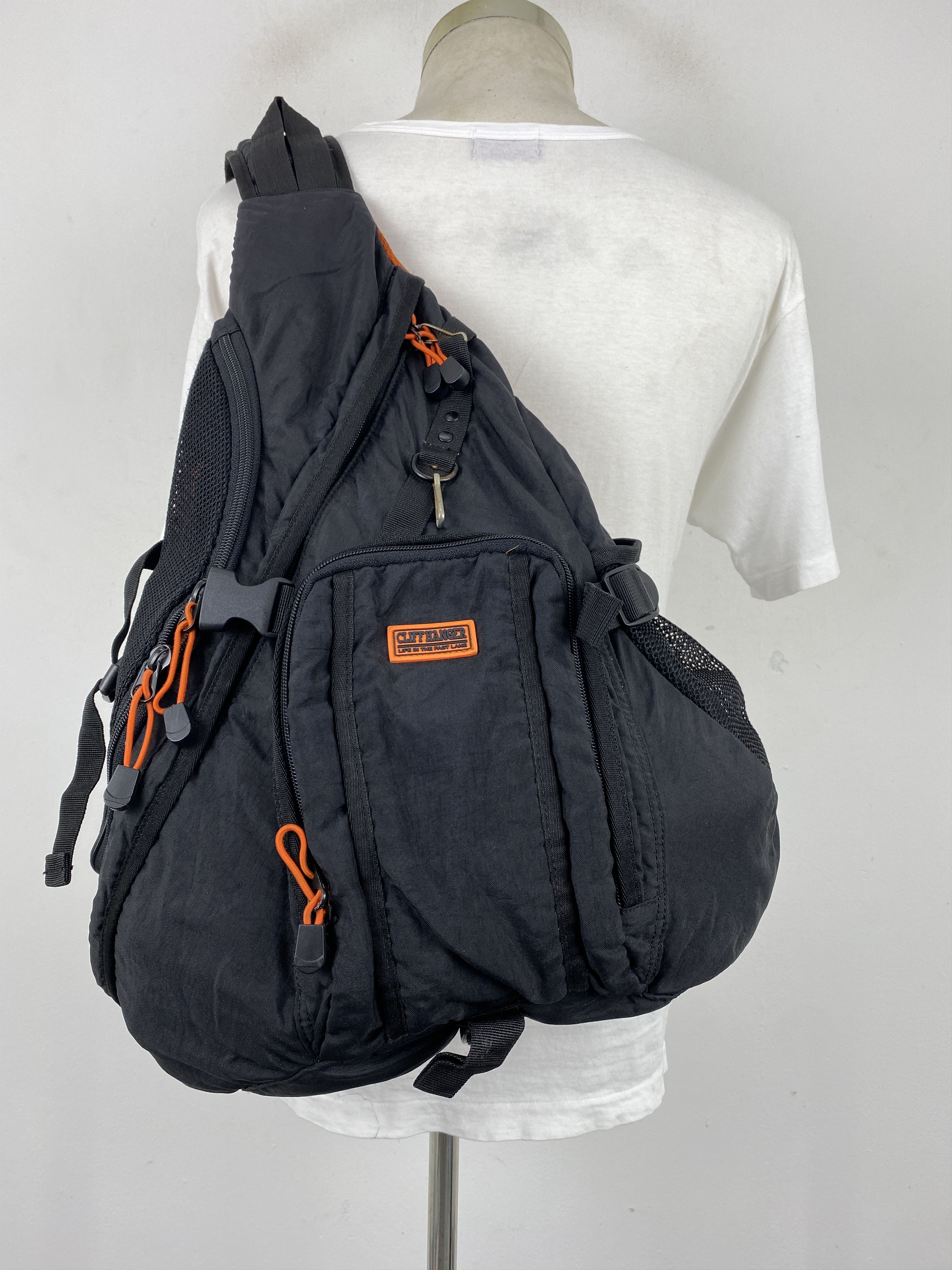 Japanese Brand × Vintage Vintage Cliffhanger Crossbody Bag BG0103 Size ONE SIZE - 1 Thumbnail