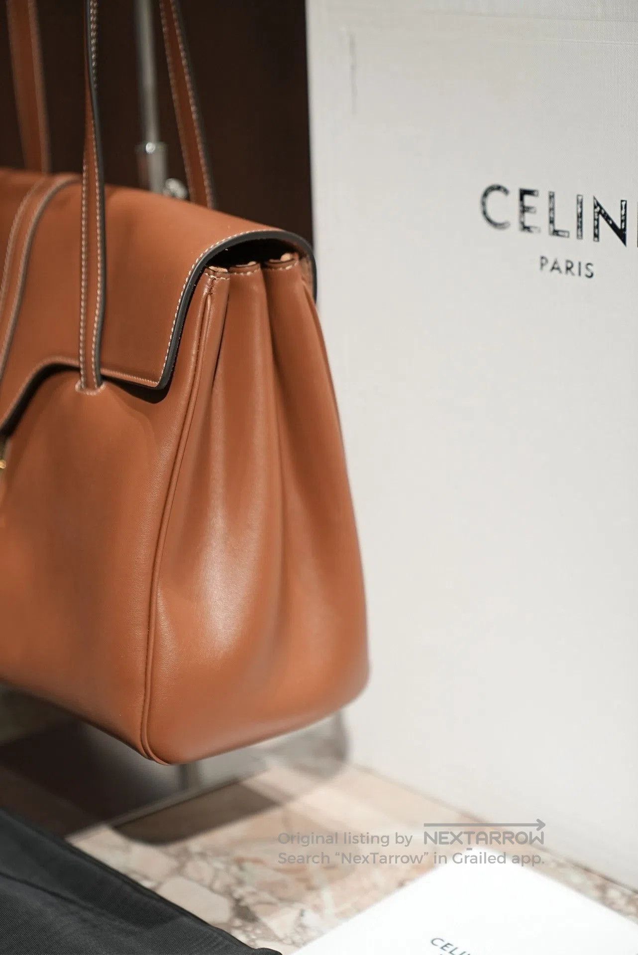 Celine Celine Soft16 Leather Shoulder Bag. Size ONE SIZE - 7 Thumbnail