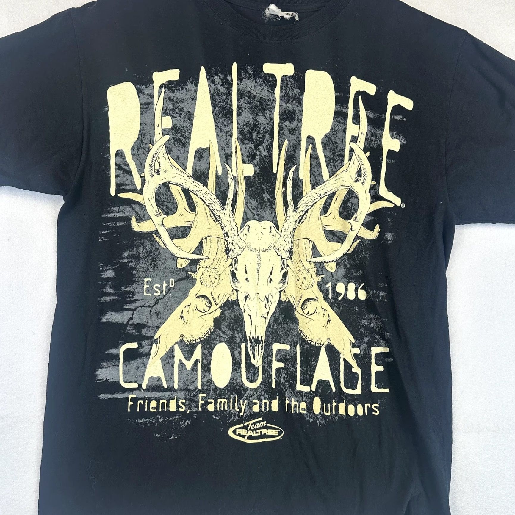 Jerzees Realtree Shirt Mens Large Camouflage Deer Skull Graphic Outdoors Jerzees Tee Shirt Camouflage Hunters Size US L / EU 52-54 / 3 - 3 Thumbnail