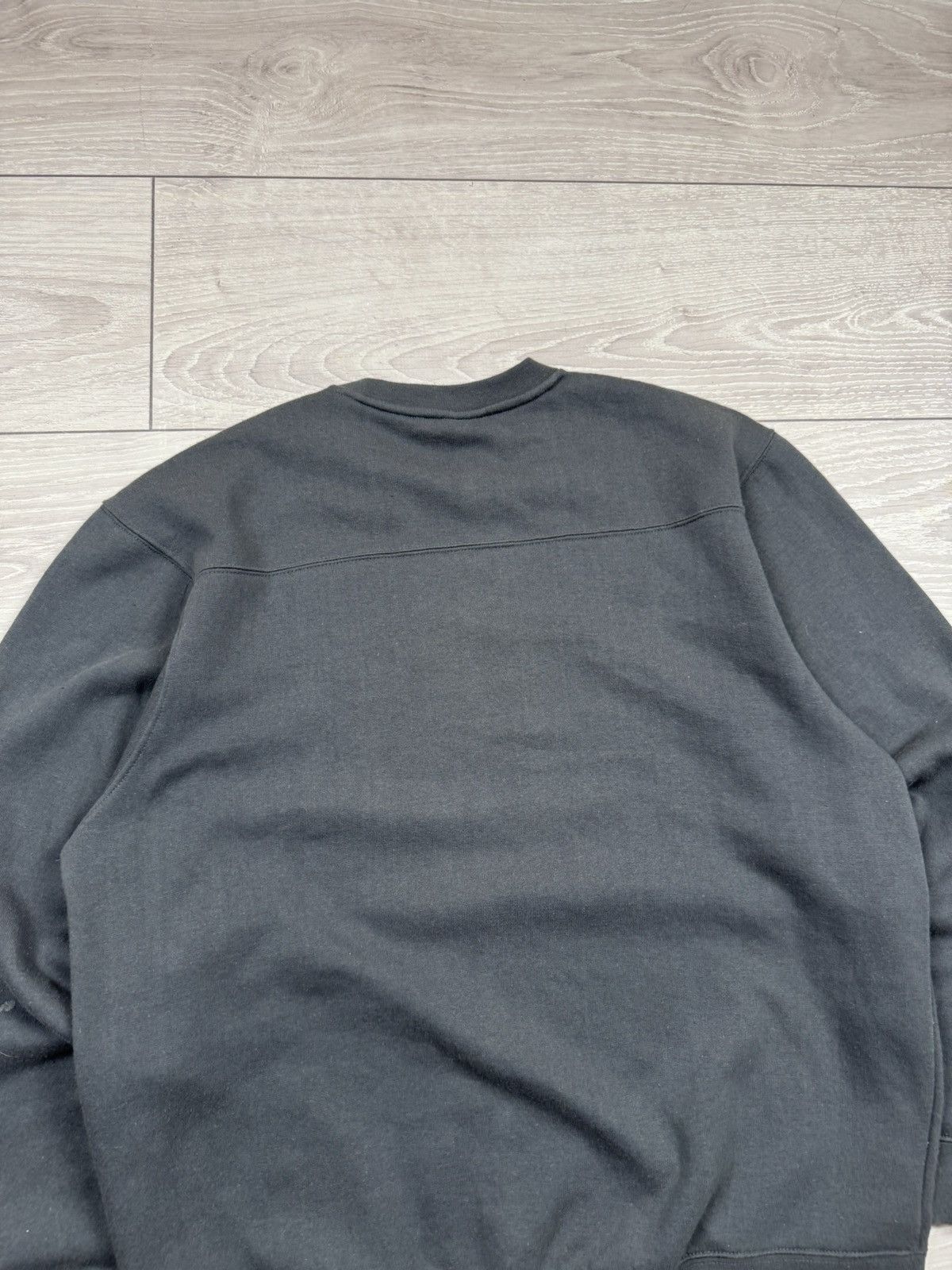 Umbro Vintage 00s Umbro Big Logo Sweatshirt Y2K L size Size US L / EU 52-54 / 3 - 5 Thumbnail