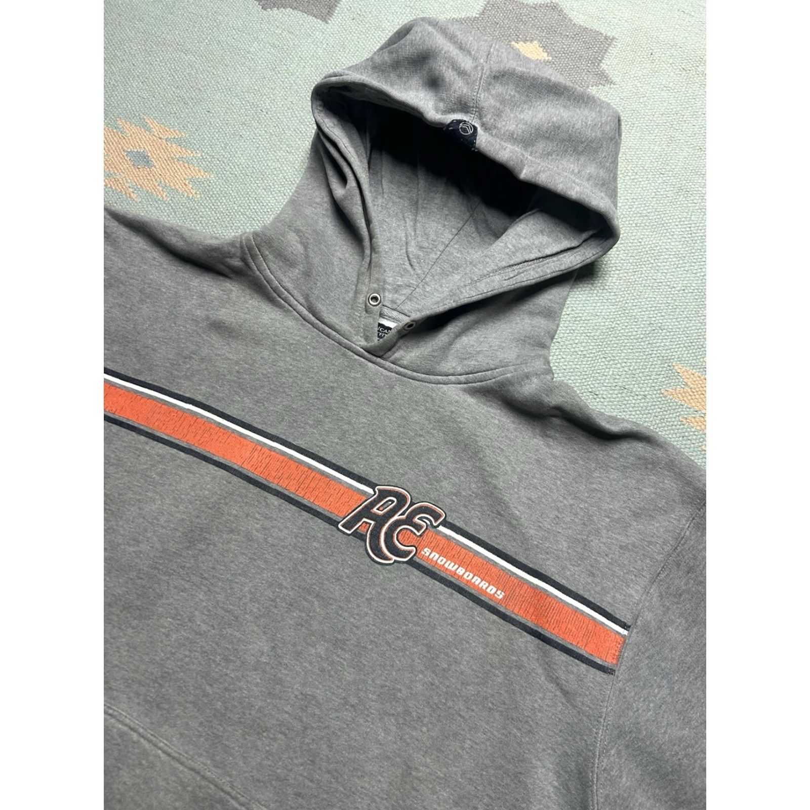 American Eagle Outfitters VINTAGE American Eagle Outfitters Hoodie Sweatshirt Short Sleeve XL Gray Men Pullover Snowboards Chopped Grip? Size US XL / EU 56 / 4 - 3 Thumbnail