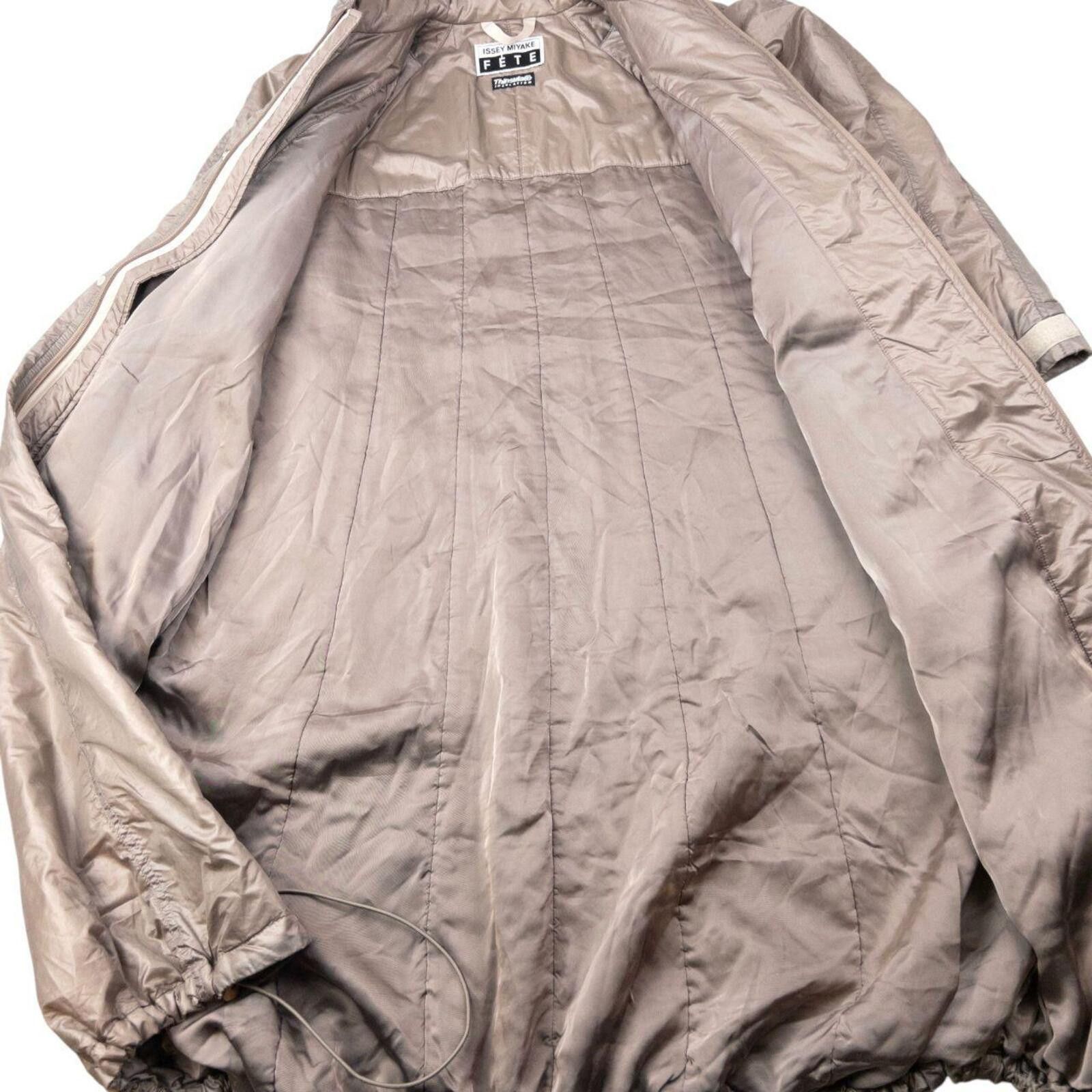 Issey Miyake Vintage 2000s Issey Miyake Parachute Zip Up Rain Jacket L Size US L / EU 52-54 / 3 - 5 Thumbnail