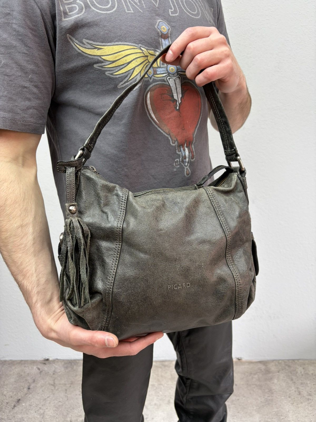 Hedi Slimane Distressed Leather Shoulder Bag Olive Vintage Slouchy Hobo Size ONE SIZE - 4 Thumbnail