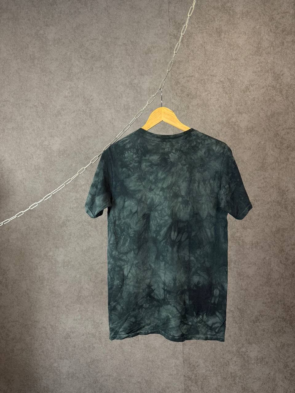 The Mountain Wolf The Mountain animal made in USA tee Size US XS / EU 42 / 0 - 4 Thumbnail