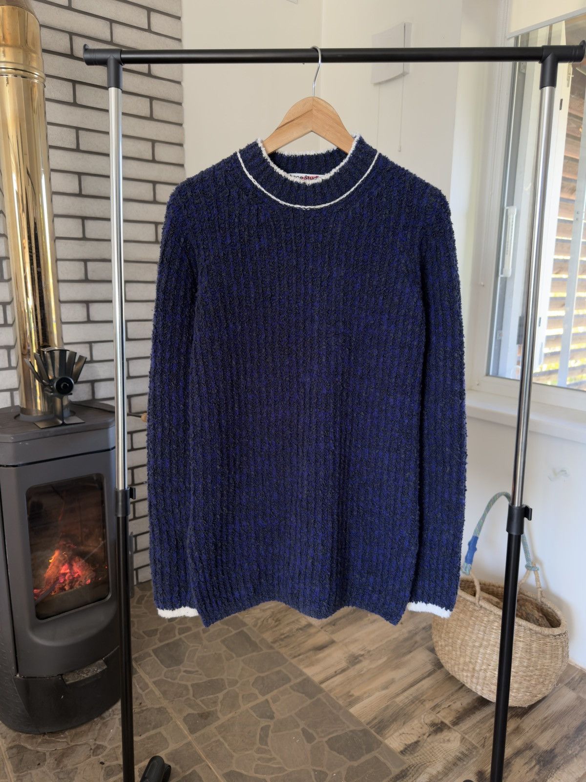 Acne Studios Acne Studios Bouclé Knit Crewneck Sweater Navy White Trim Size L / US 10 / IT 46 - 1 Thumbnail