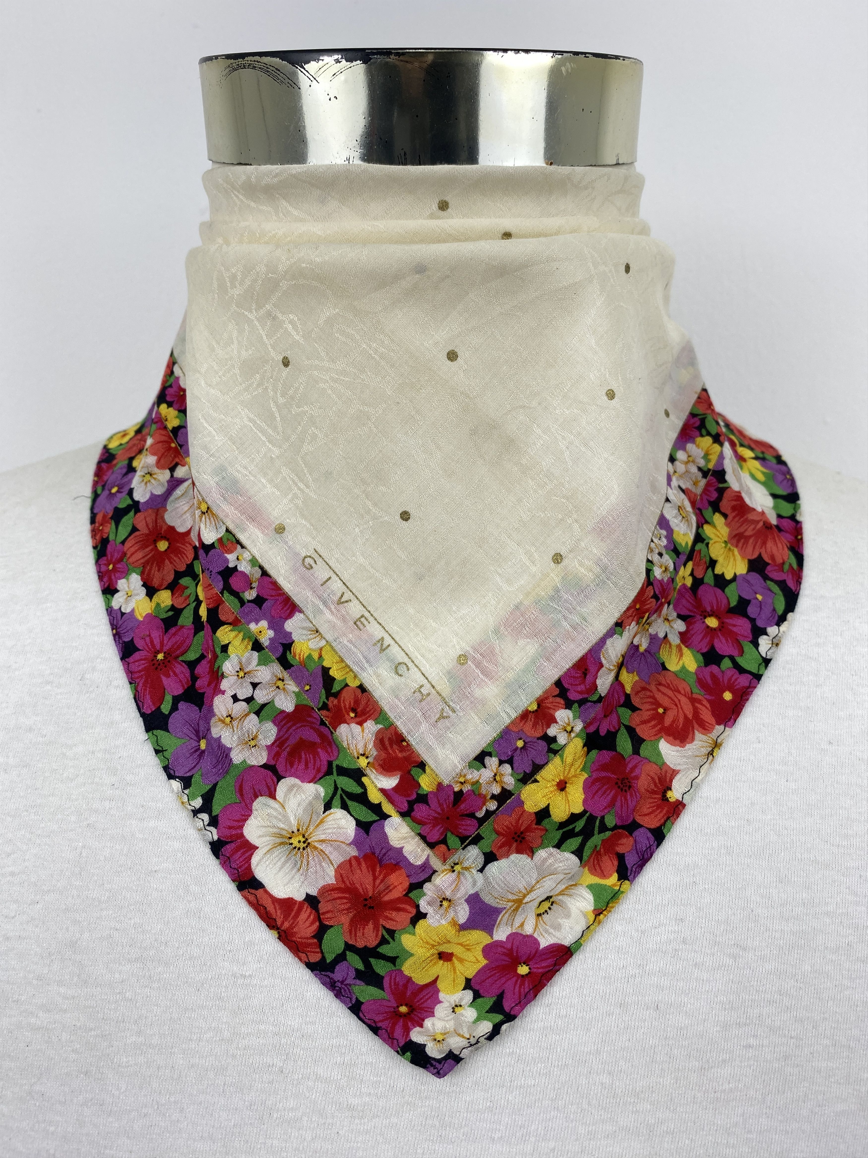 Givenchy Handkerchief / Neckerchief / Bandana HKC0746