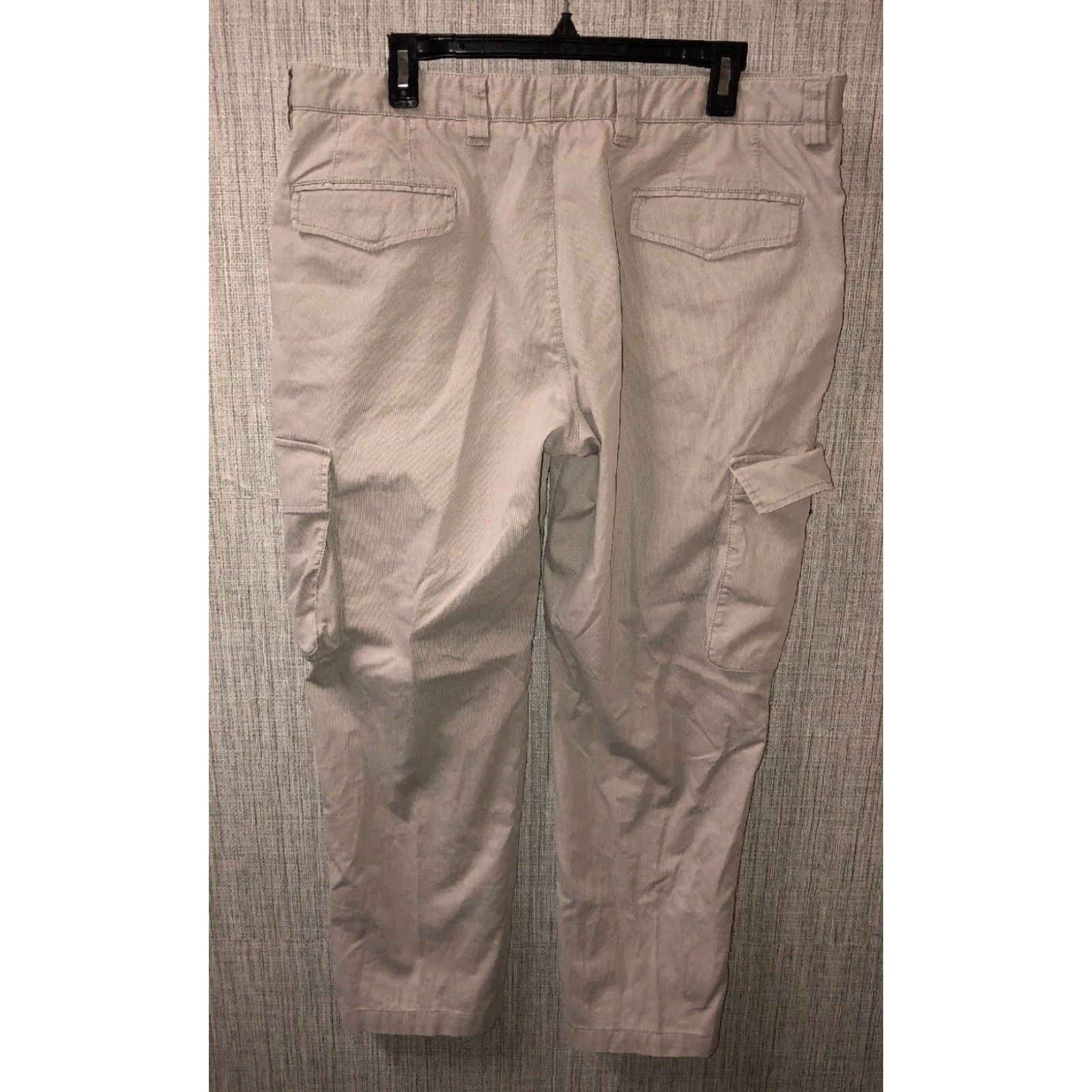 Garmin VINTAGE Armini Collection Mens Casual Pants Size 38 X 29 Pinstripe Beige Men's Clothing Size US 38 / EU 54 - 4 Thumbnail